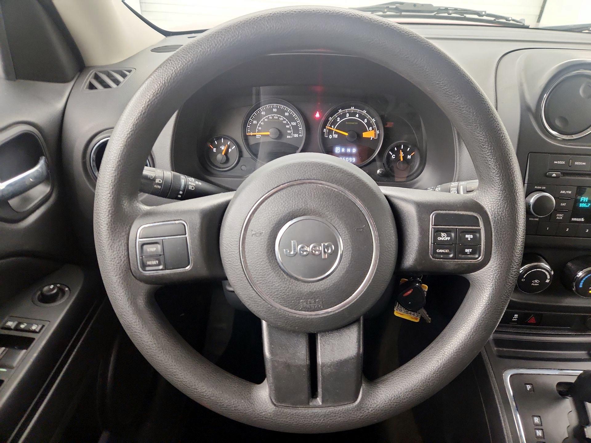 Thumbnail: 2016 Jeep Patriot - 10