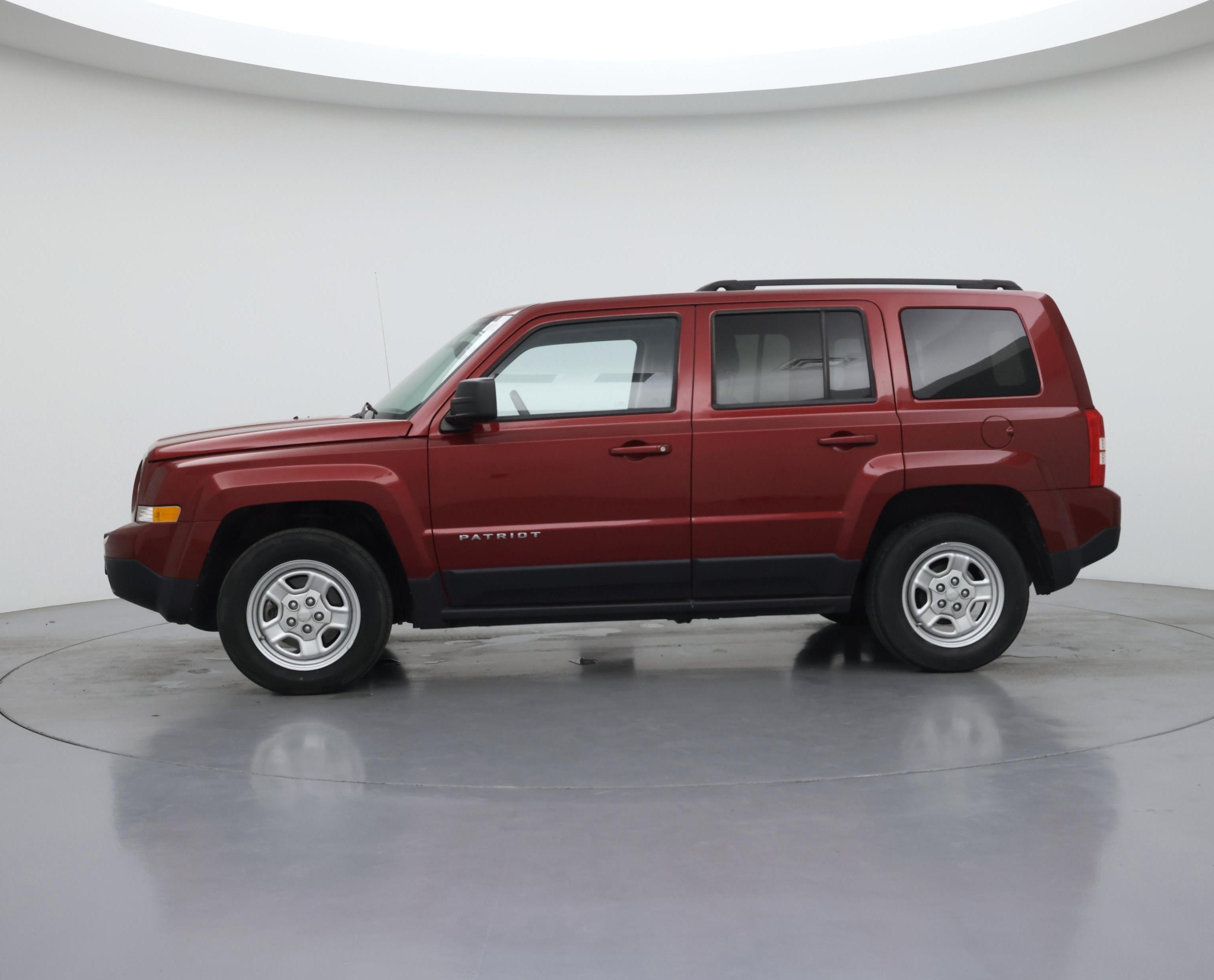 Thumbnail: 2016 Jeep Patriot - 3