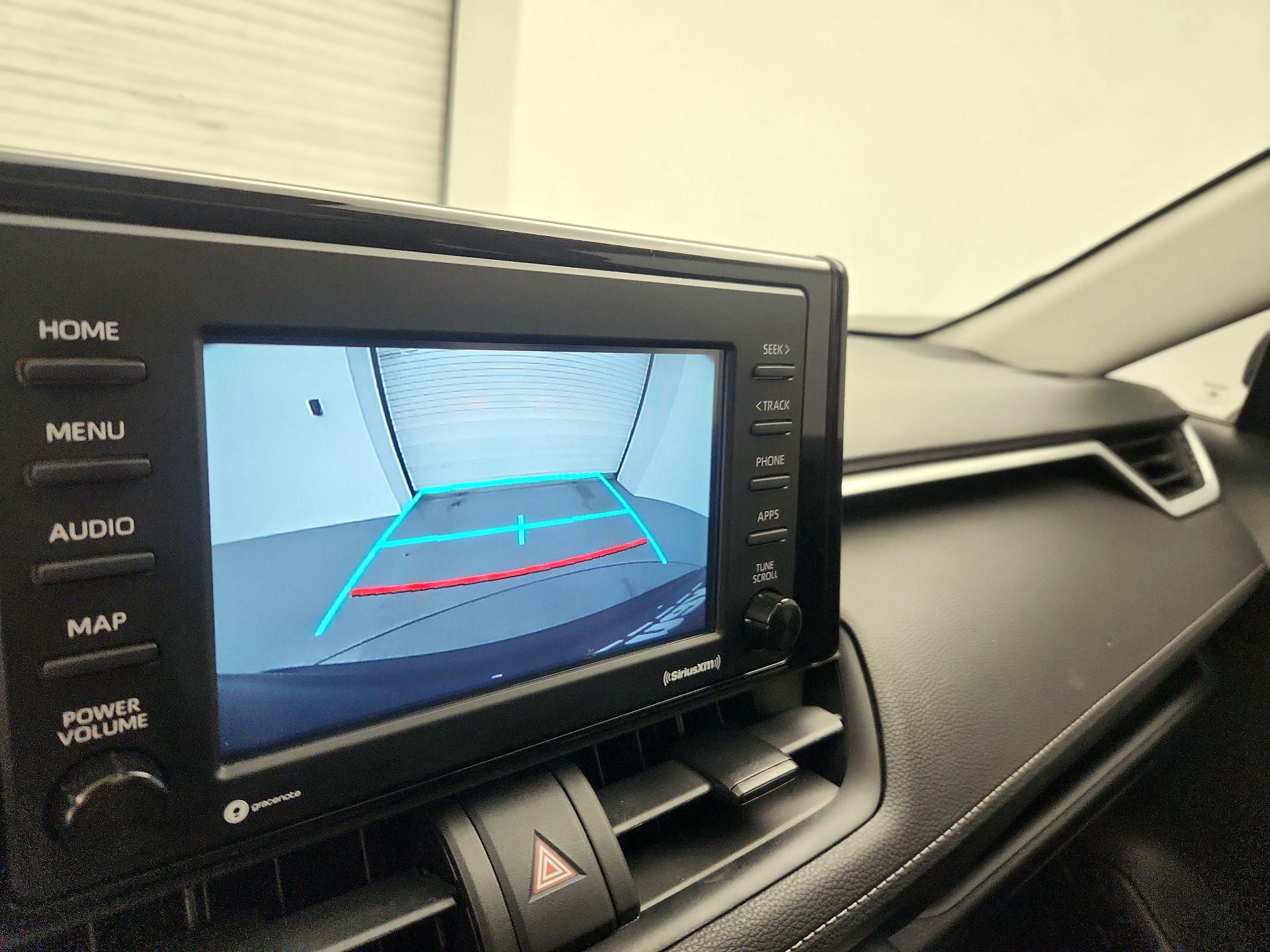 Thumbnail: 2021 Toyota RAV4 - 14