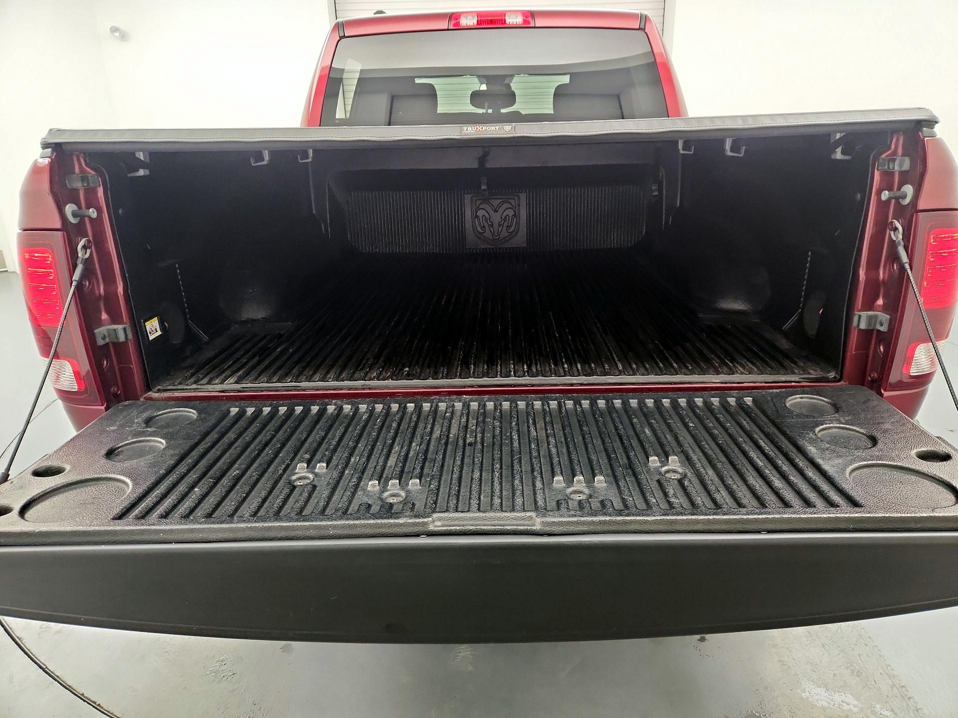 Thumbnail: 2021 RAM 1500 Classic - 20