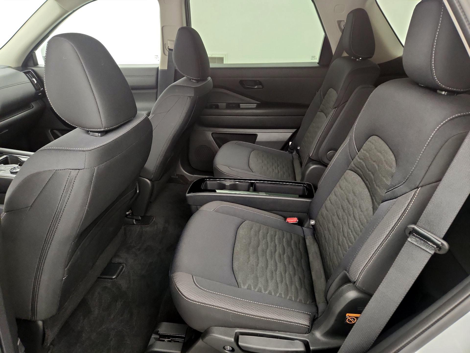 Thumbnail: 2025 Nissan Pathfinder - 19