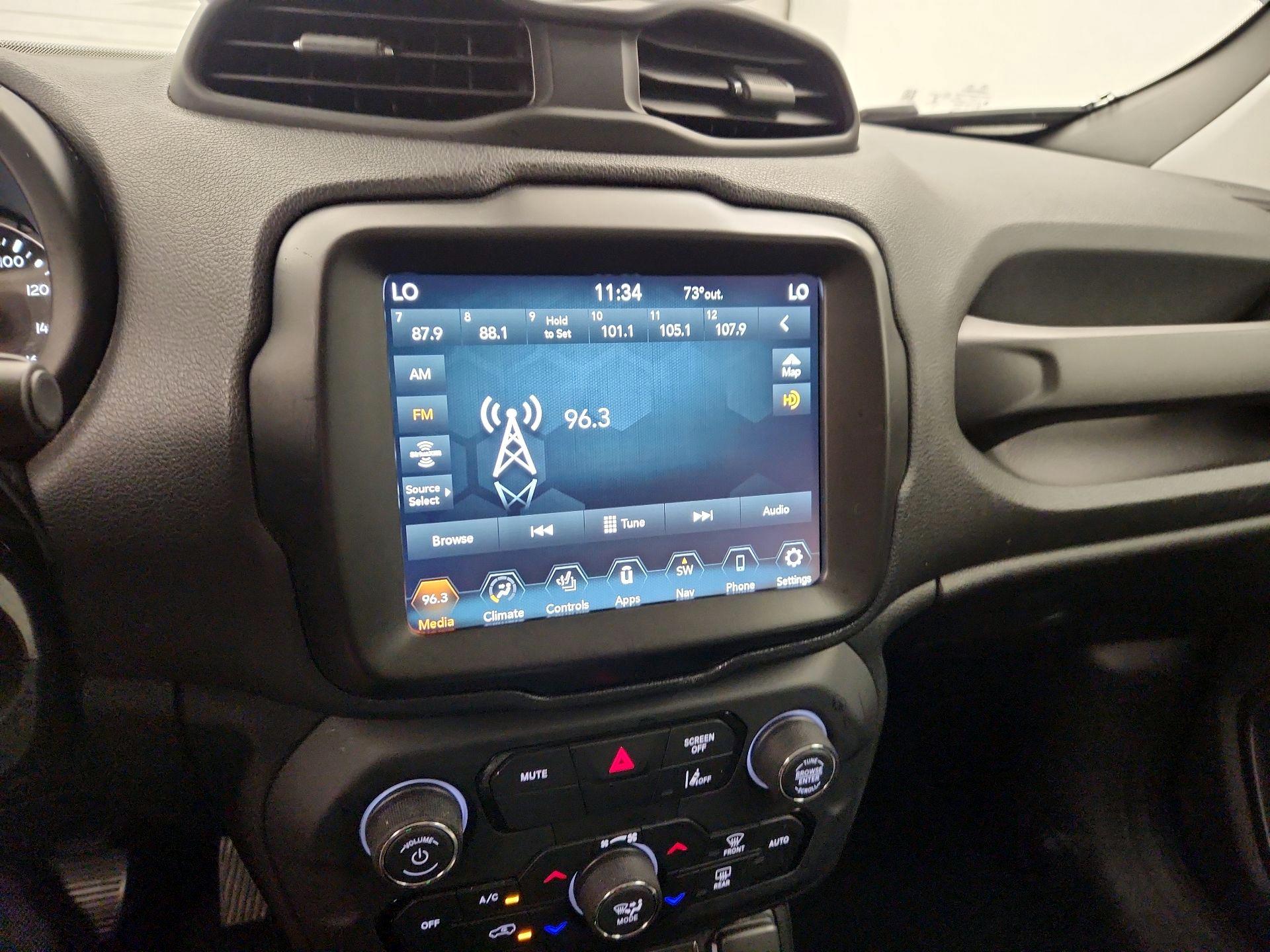 Thumbnail: 2021 Jeep Renegade - 15