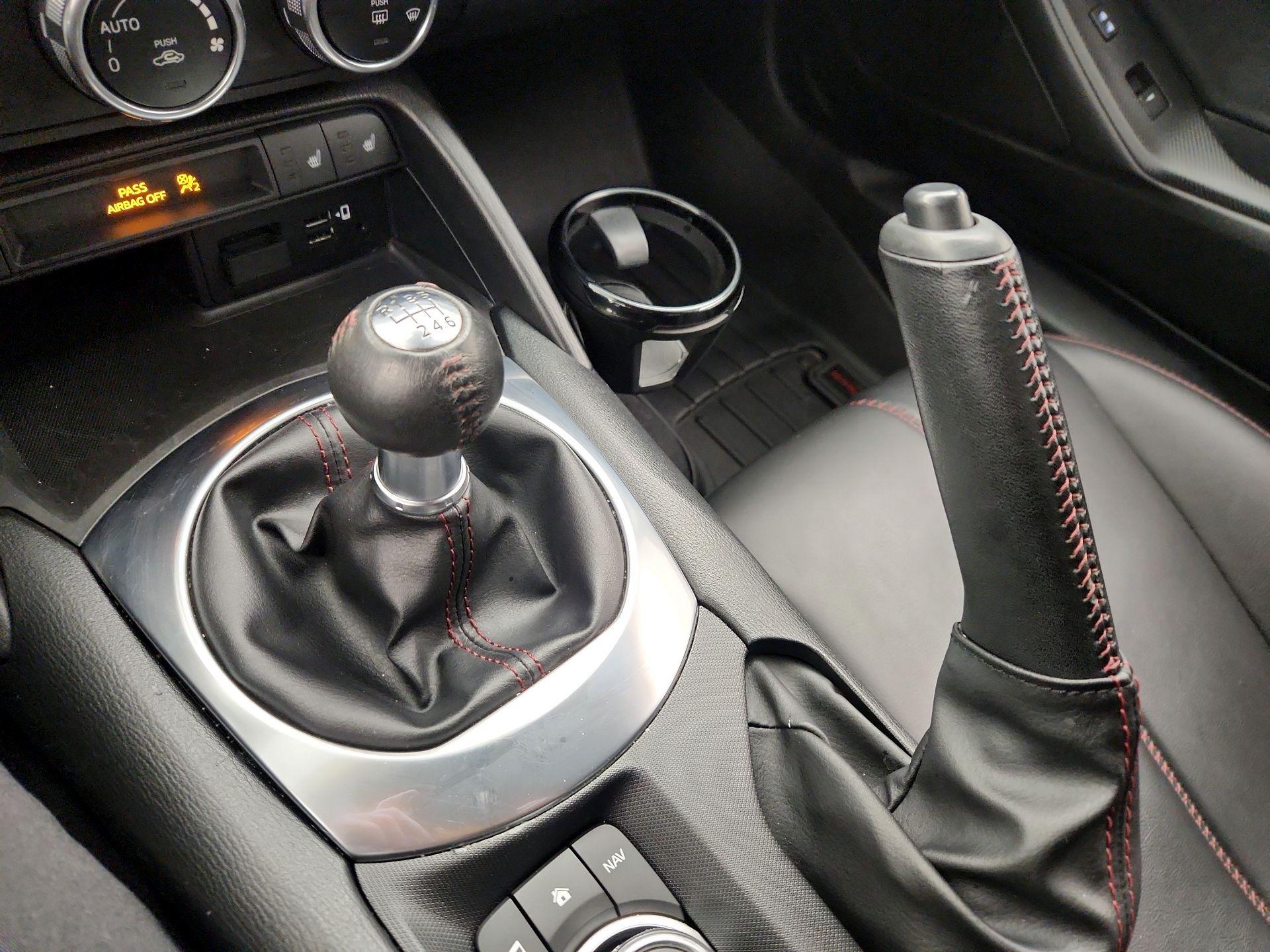 Thumbnail: 2017 Mazda MX-5 Miata - 16