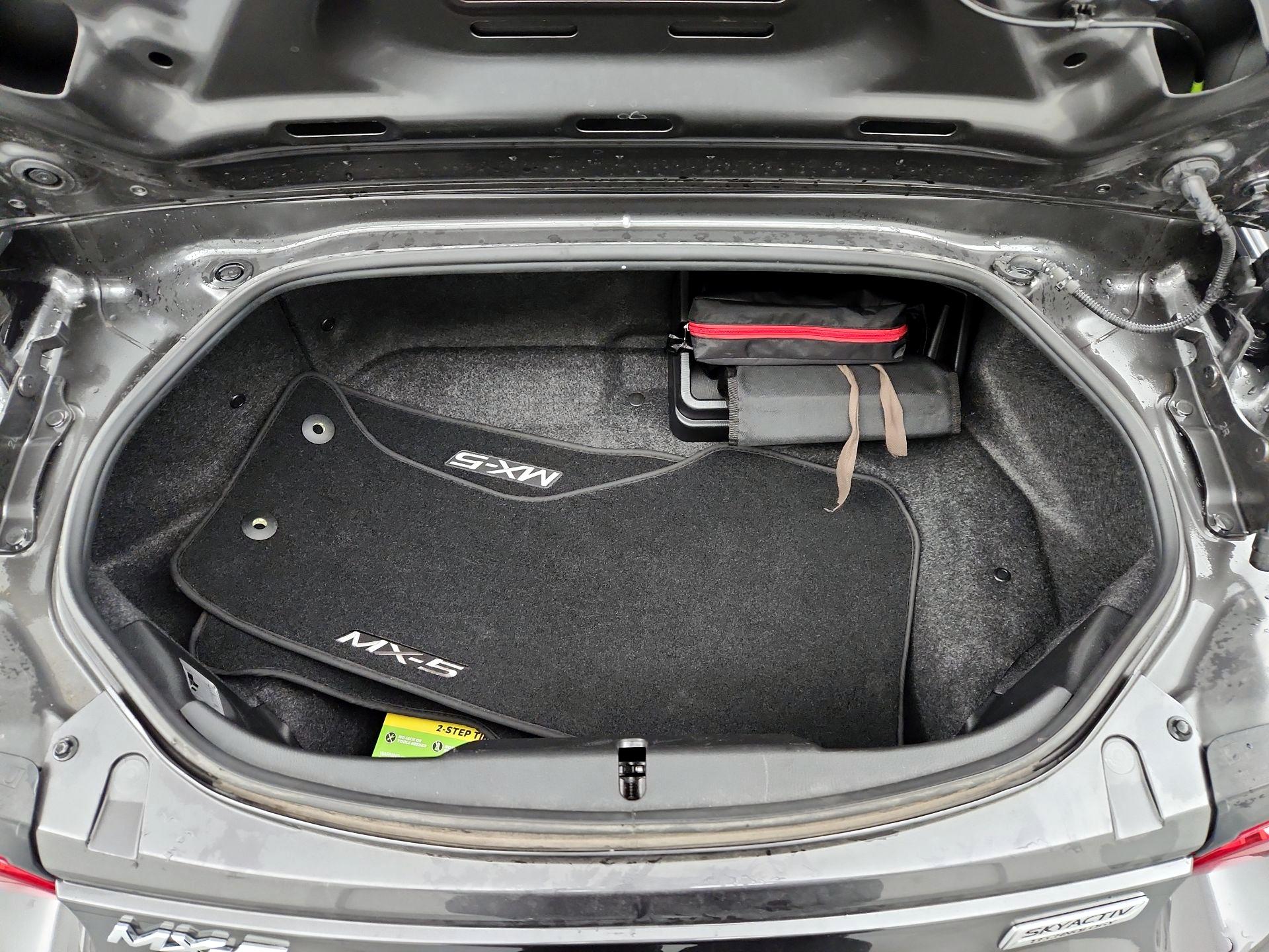 Thumbnail: 2017 Mazda MX-5 Miata - 17