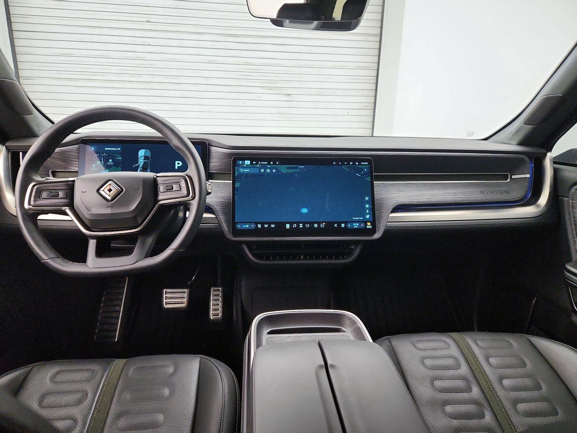 Thumbnail: 2023 Rivian R1T - 9