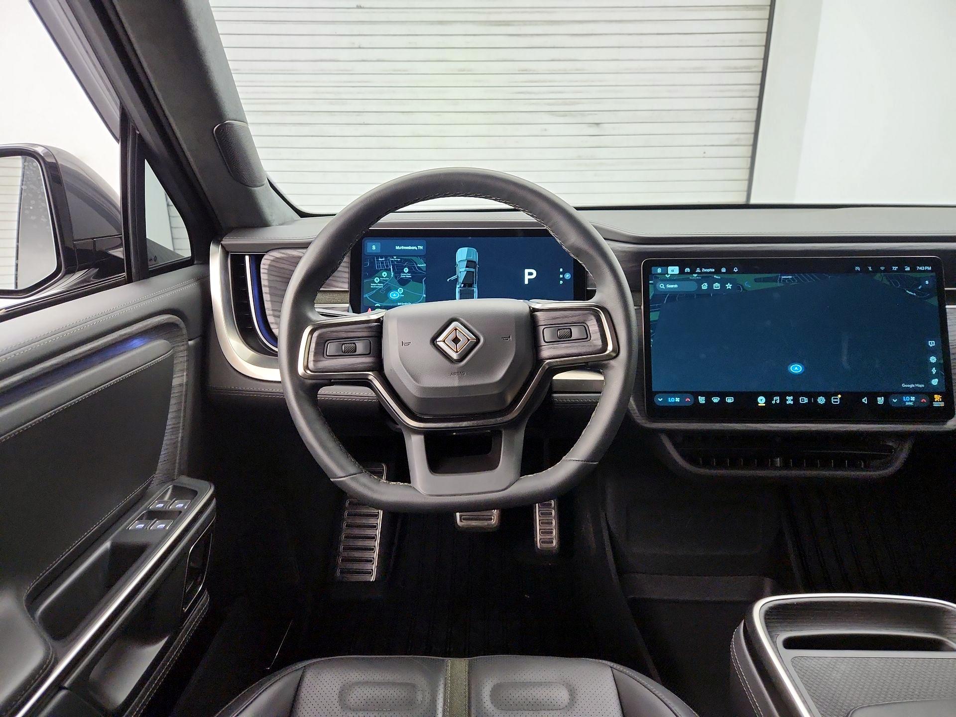 Thumbnail: 2023 Rivian R1T - 10