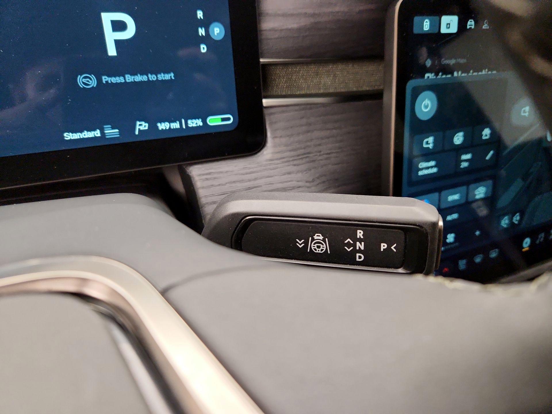 Thumbnail: 2023 Rivian R1T - 17