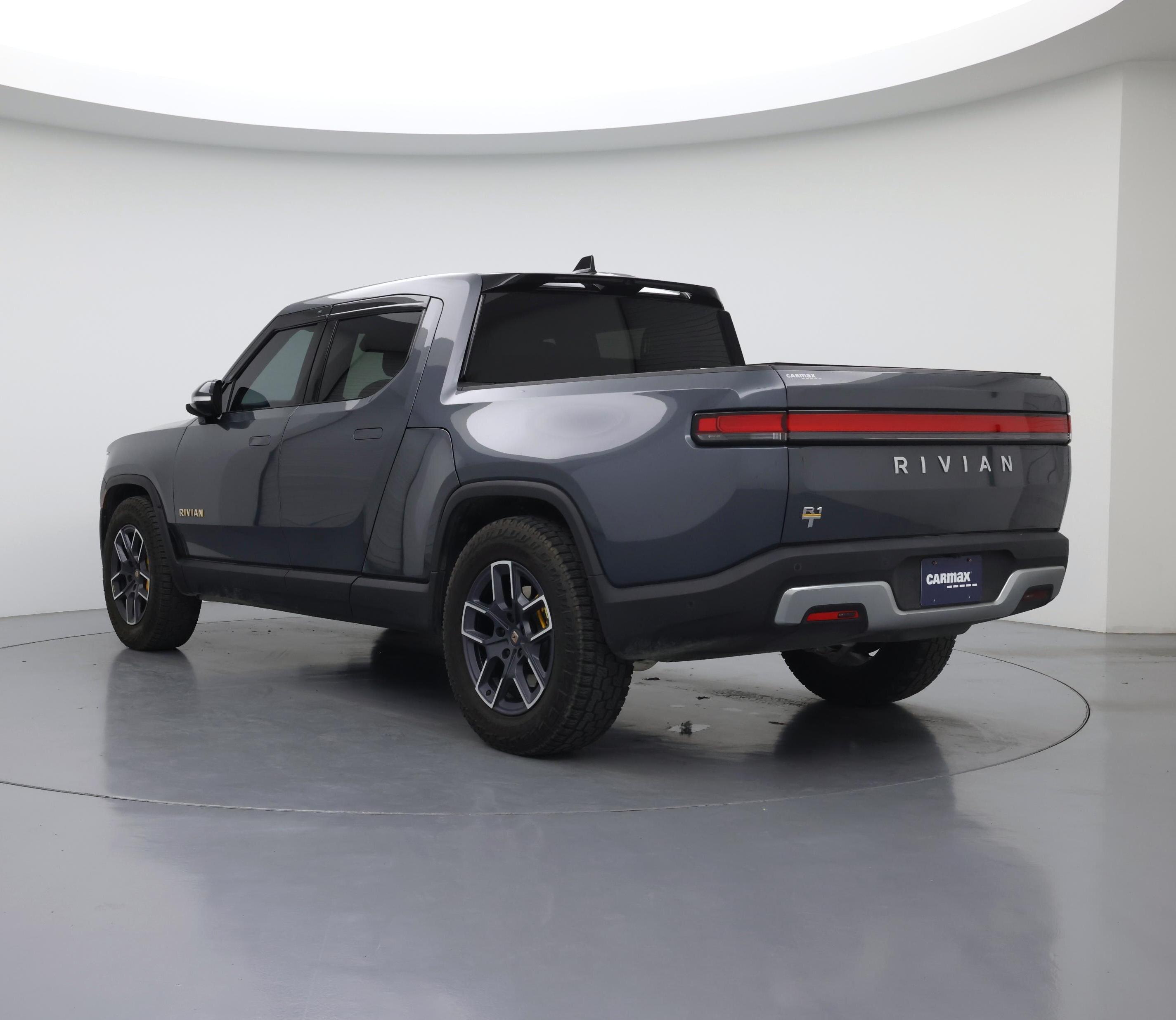 Thumbnail: 2023 Rivian R1T - 2