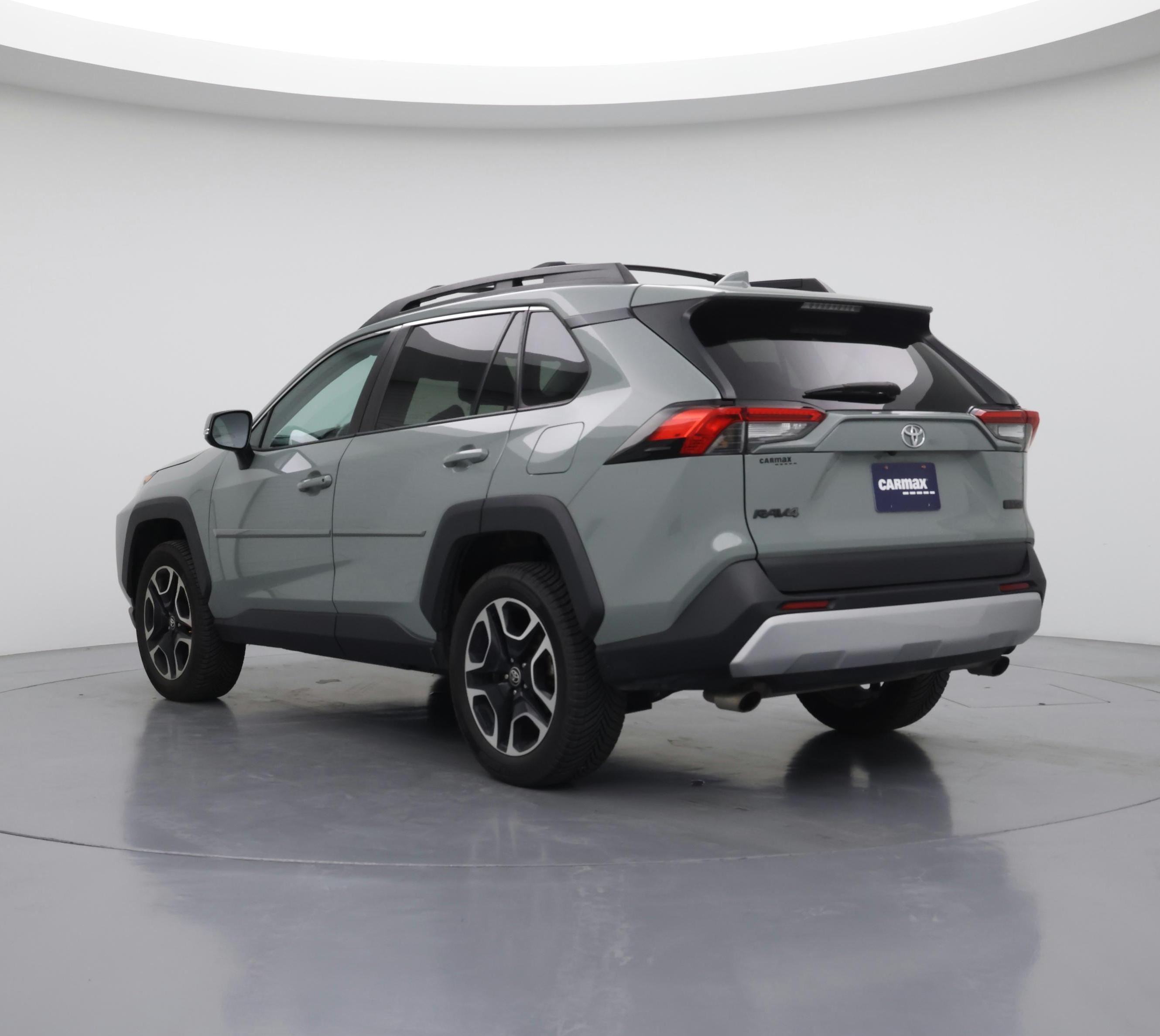 Thumbnail: 2021 Toyota RAV4 - 2