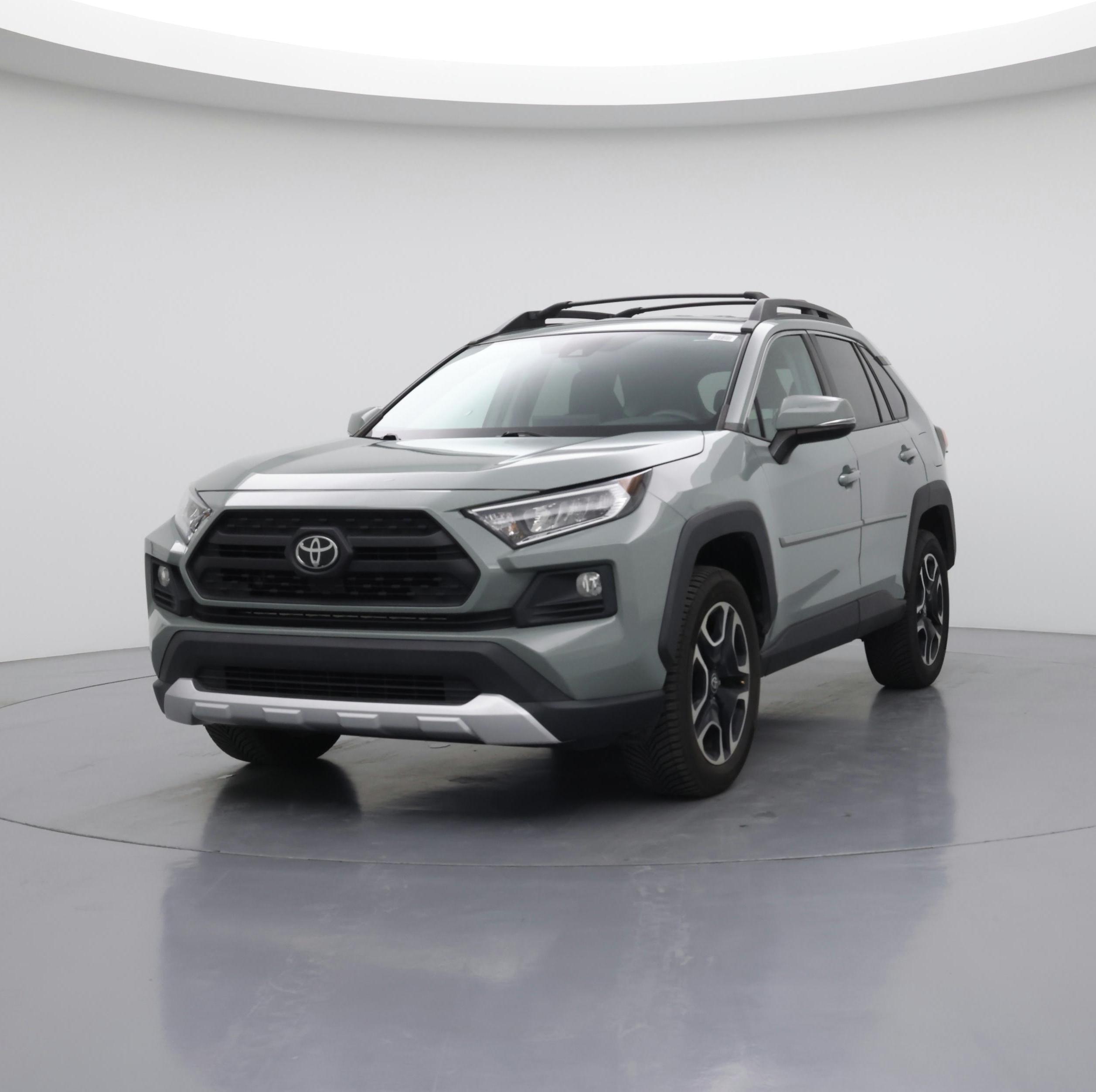 Thumbnail: 2021 Toyota RAV4 - 4