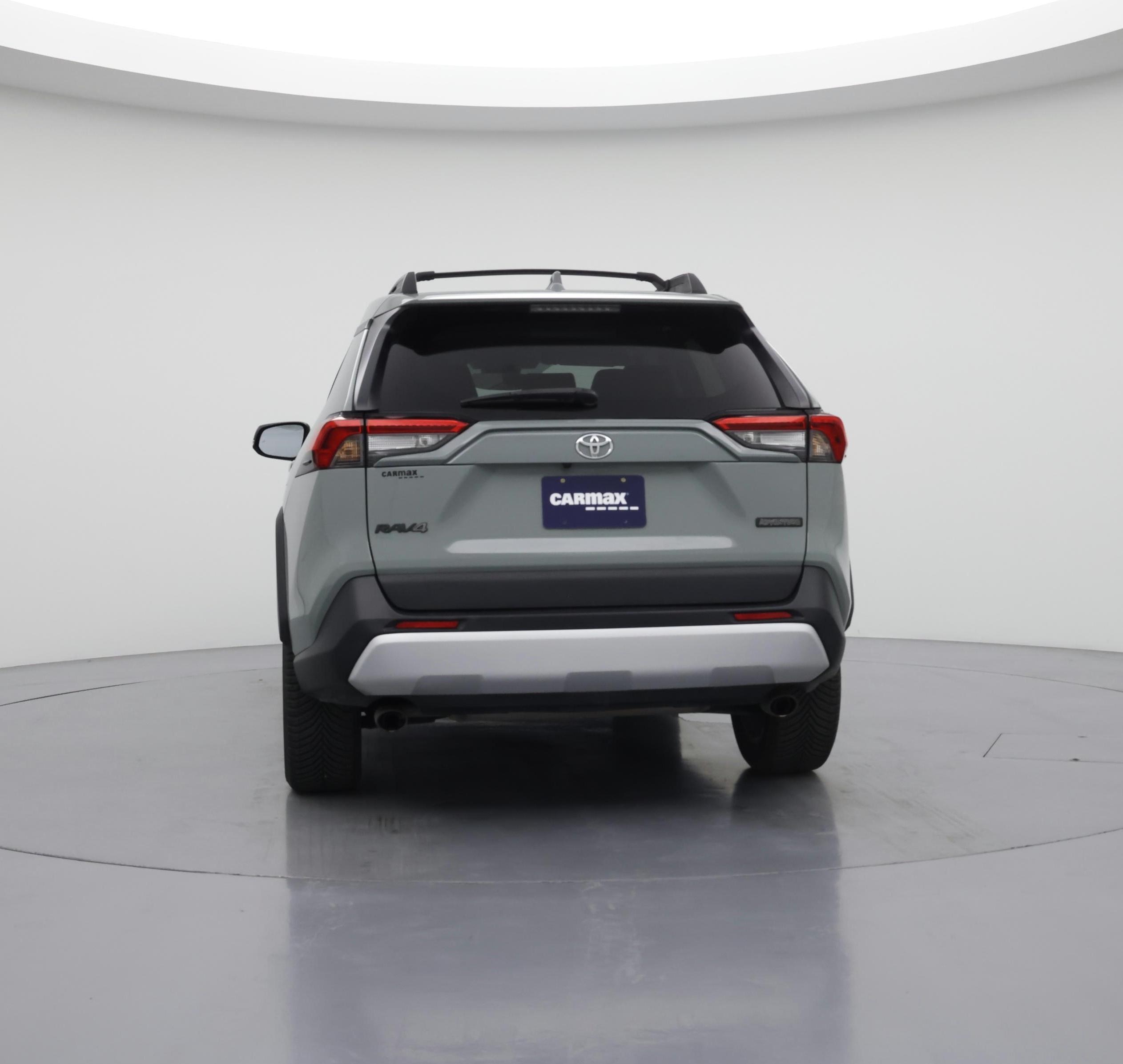 Thumbnail: 2021 Toyota RAV4 - 6