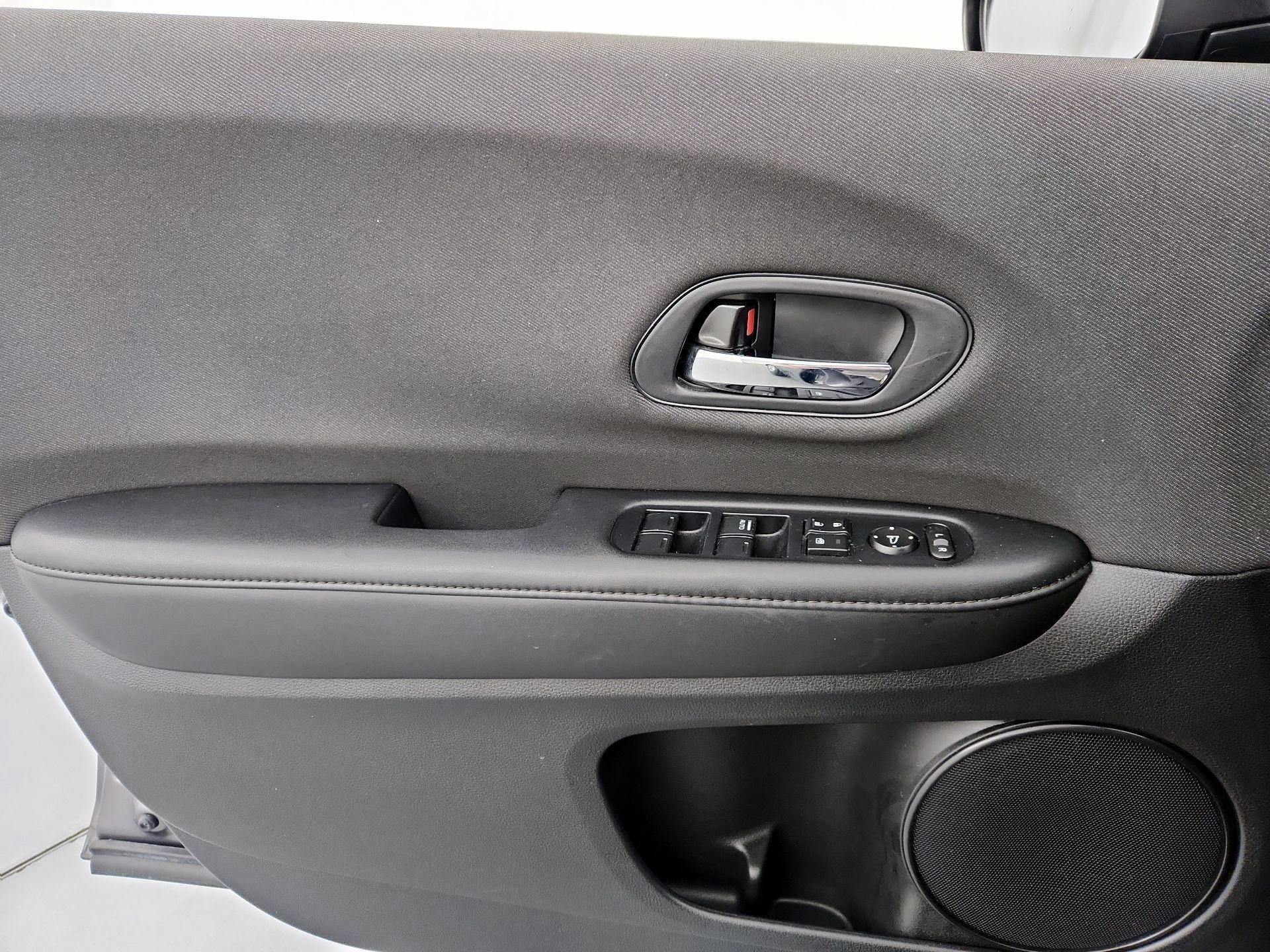 Thumbnail: 2020 Honda HR-V - 12