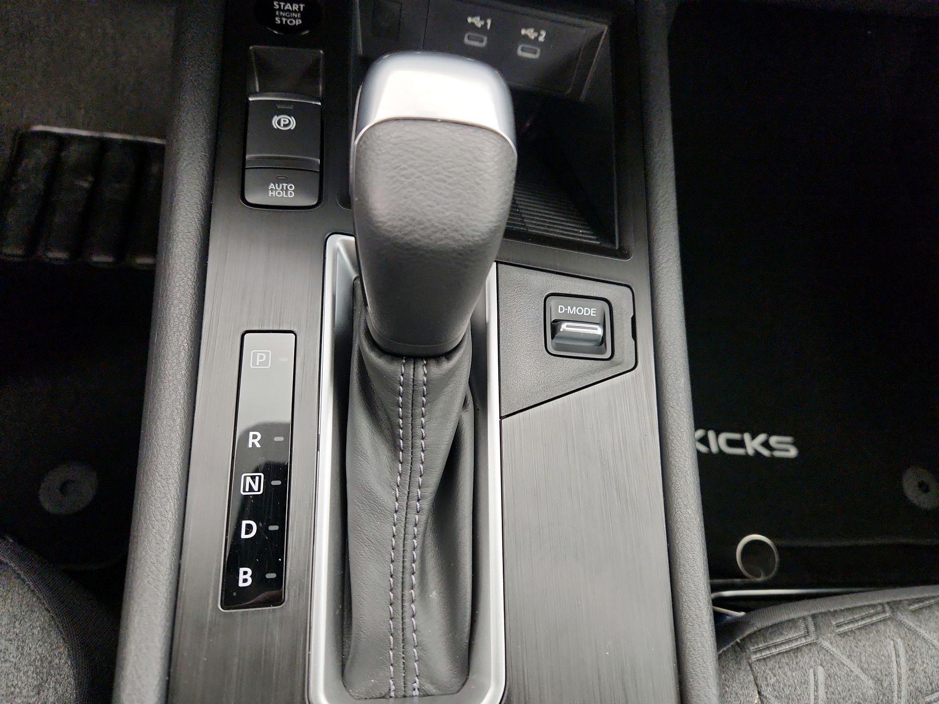 Thumbnail: 2025 Nissan Kicks - 17