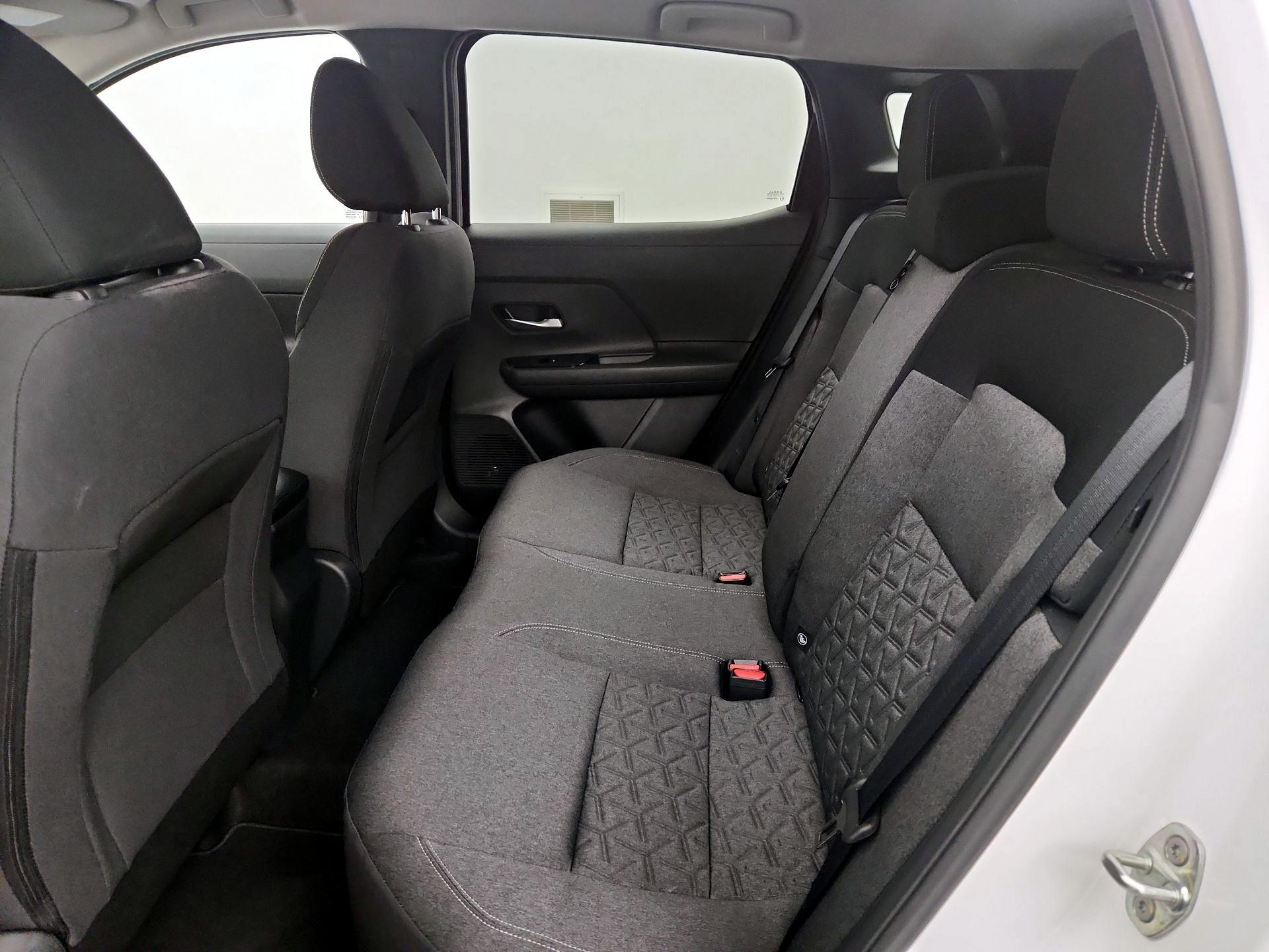 Thumbnail: 2025 Nissan Kicks - 19