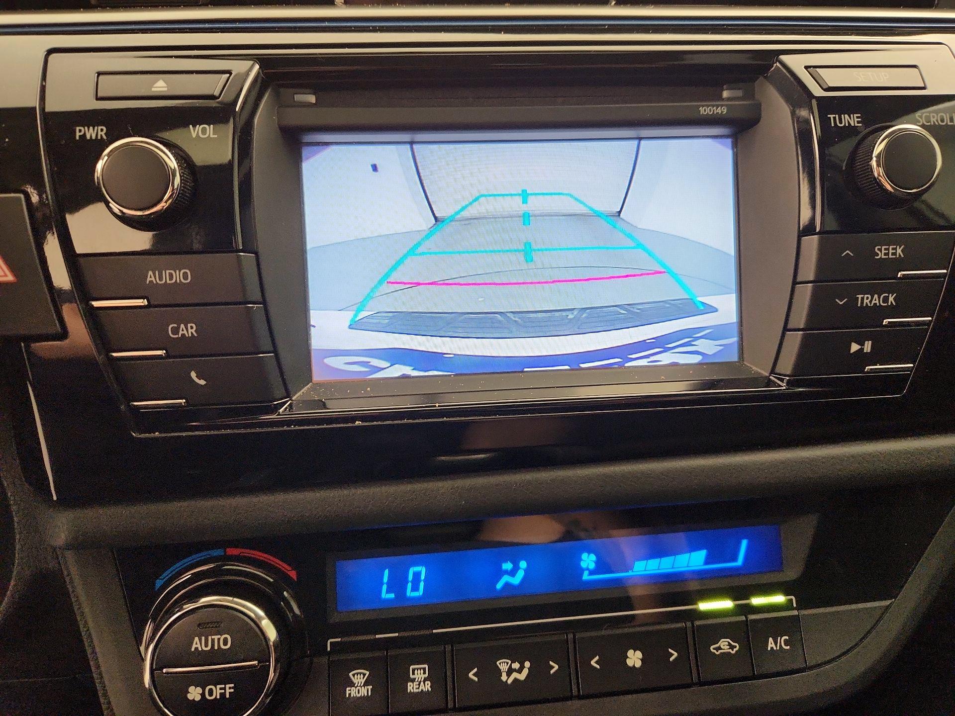 Thumbnail: 2015 Toyota Corolla - 14