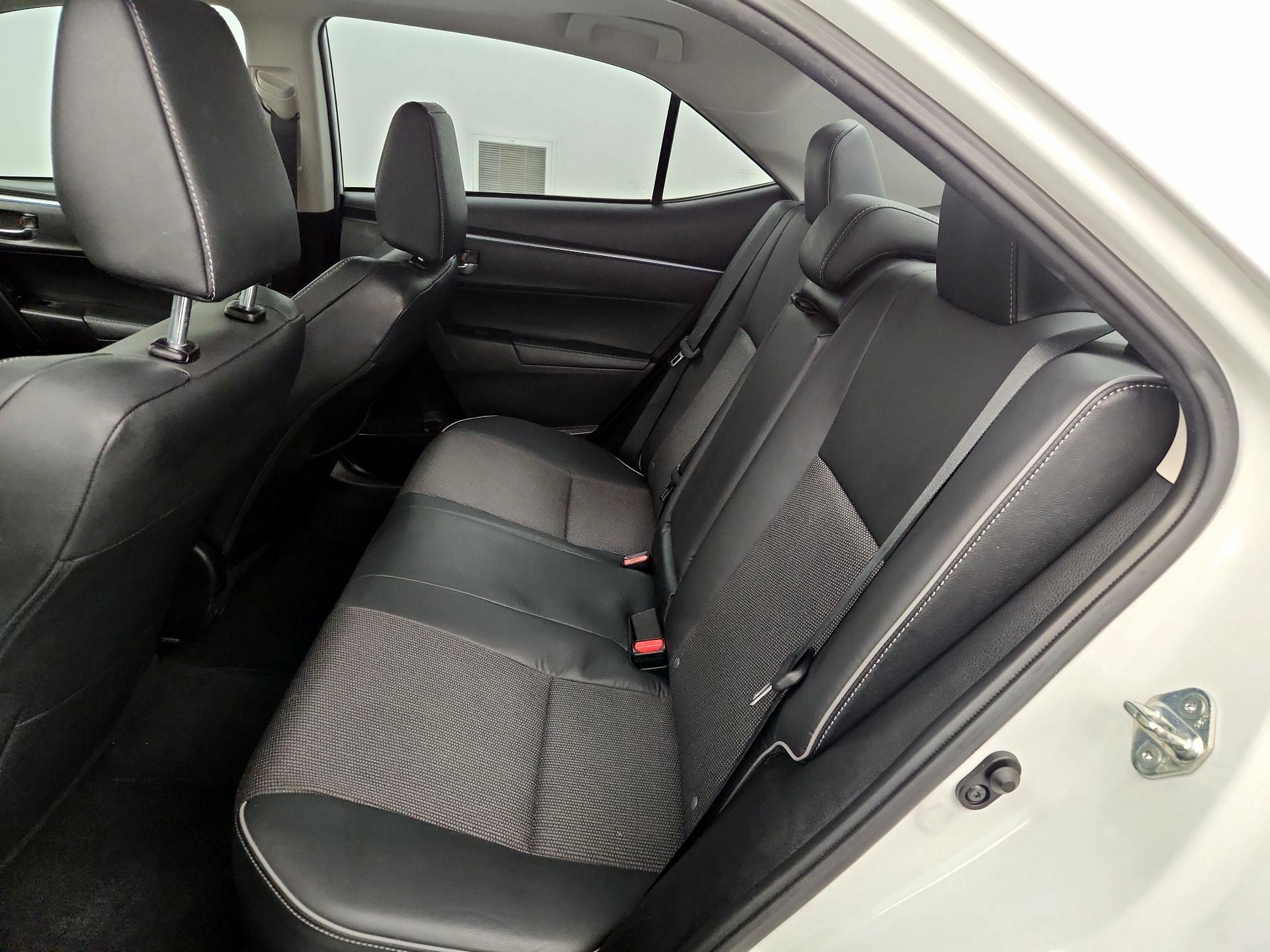 Thumbnail: 2015 Toyota Corolla - 20