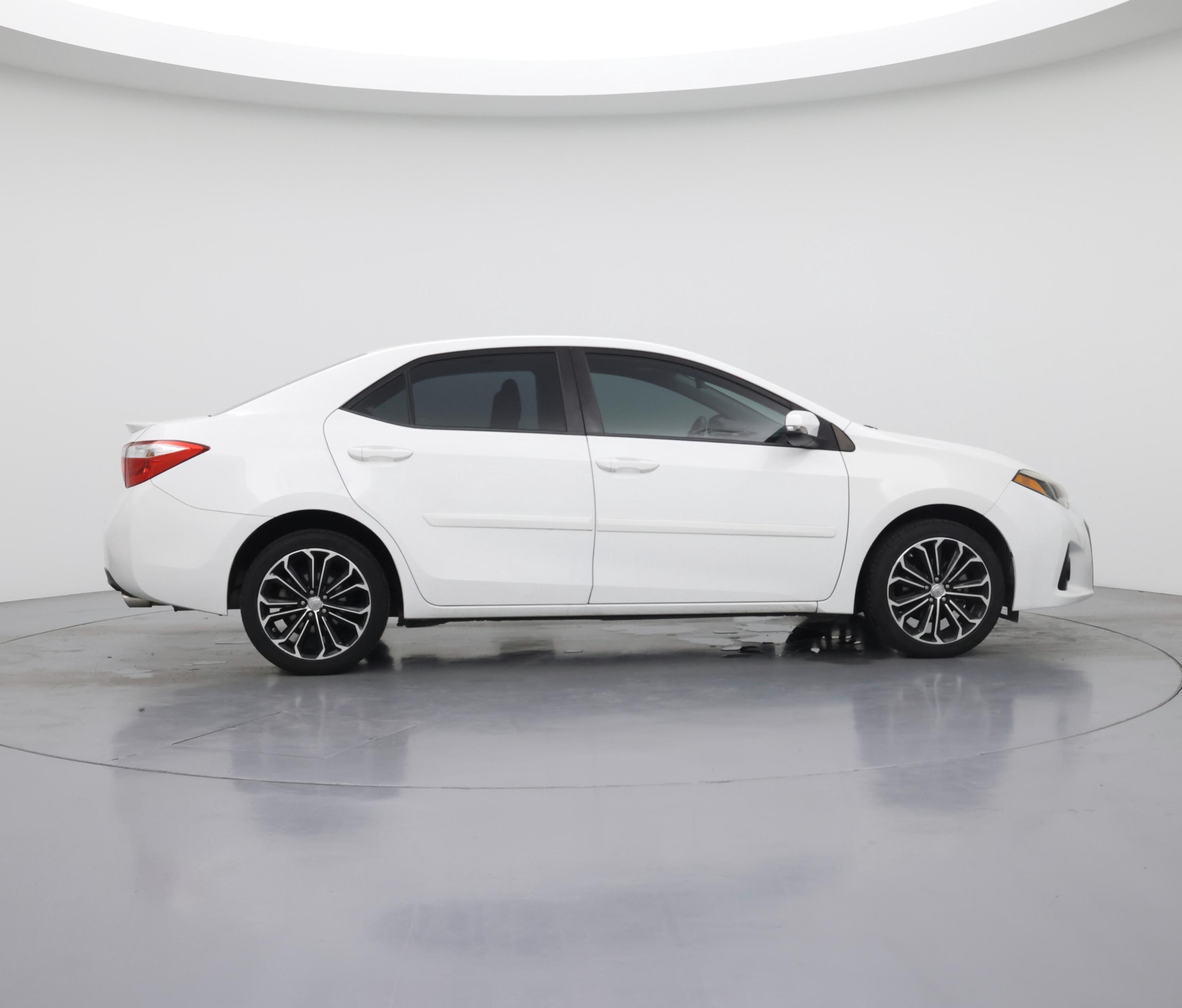 Thumbnail: 2015 Toyota Corolla - 7