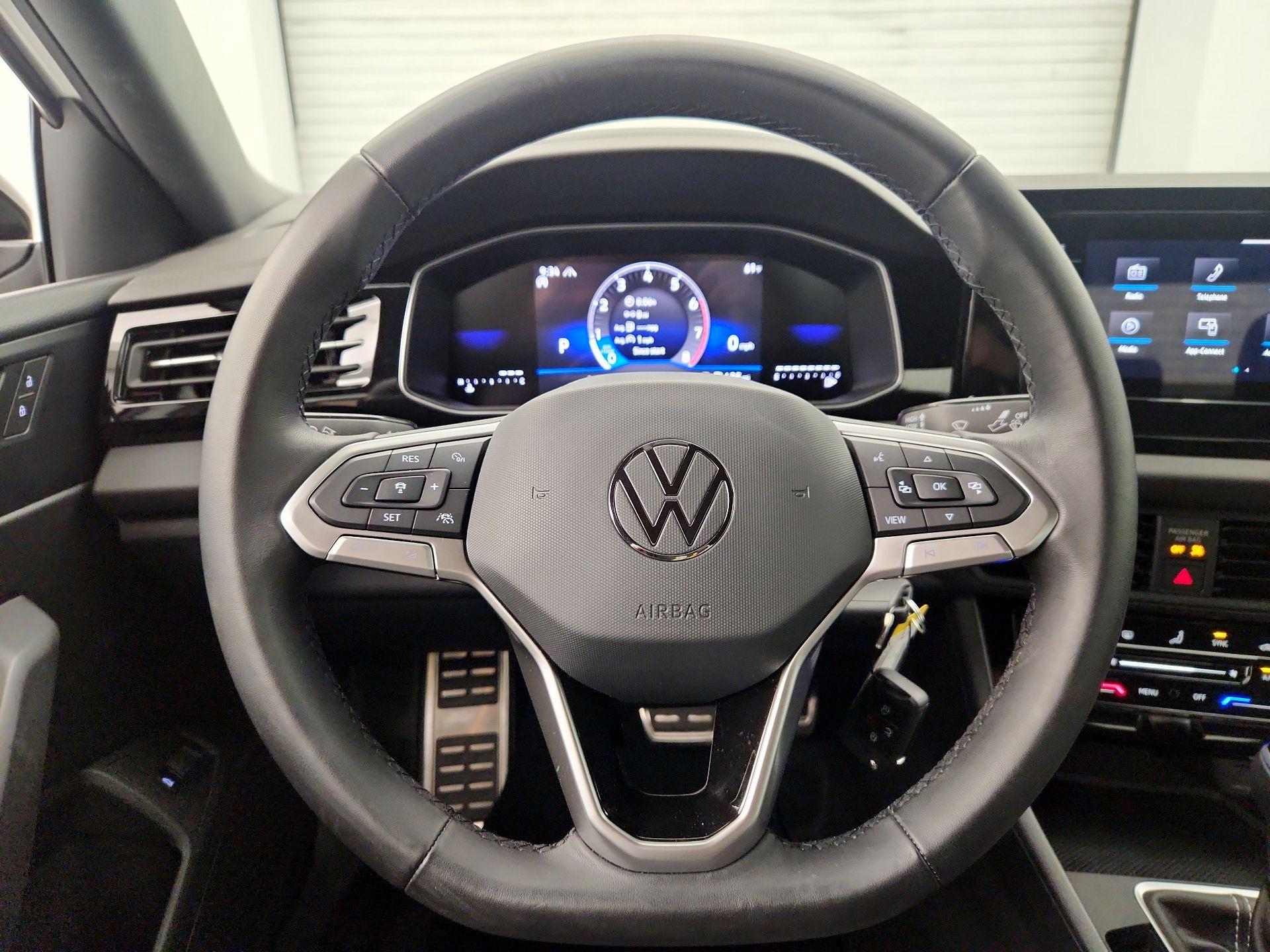 Thumbnail: 2025 Volkswagen Jetta - 10