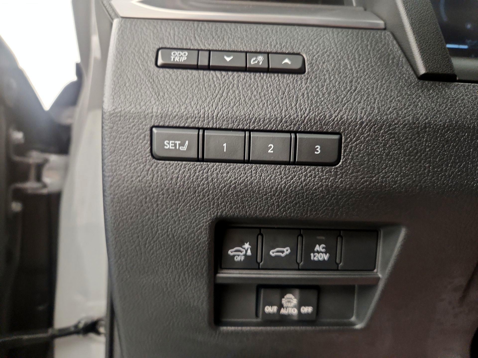 Thumbnail: 2025 Lexus GX - 13