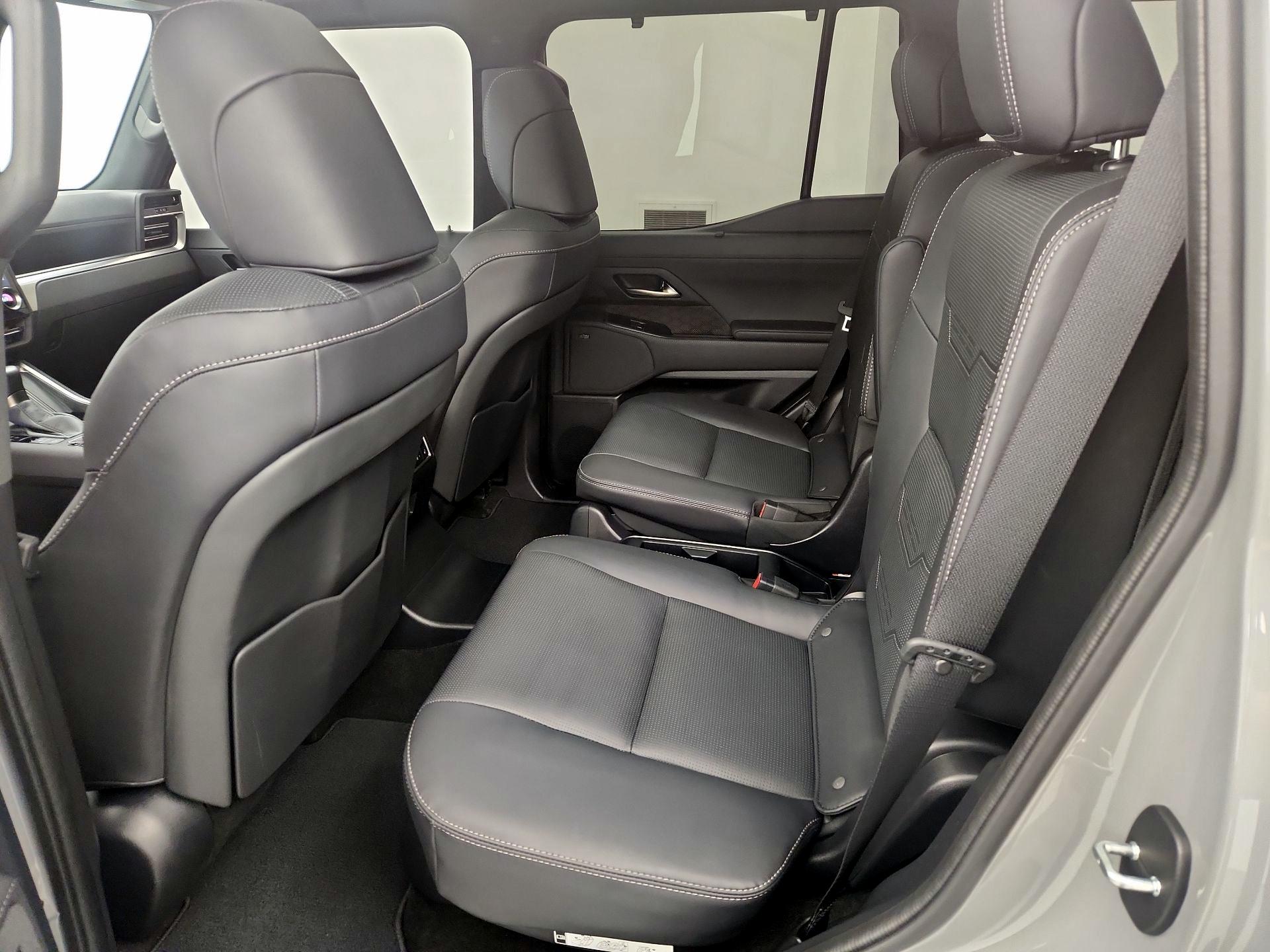 Thumbnail: 2025 Lexus GX - 19