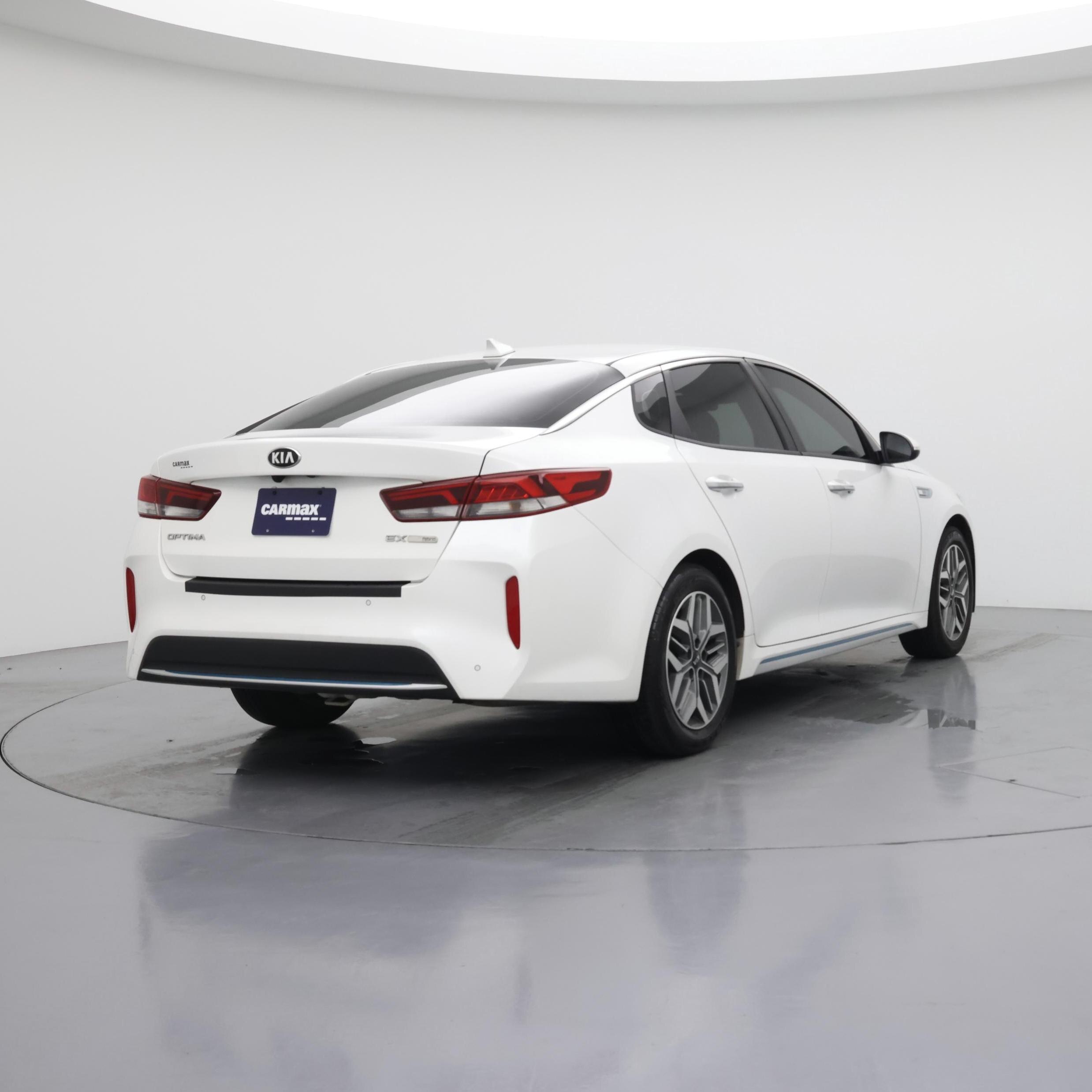 Thumbnail: 2020 Kia Optima - 8