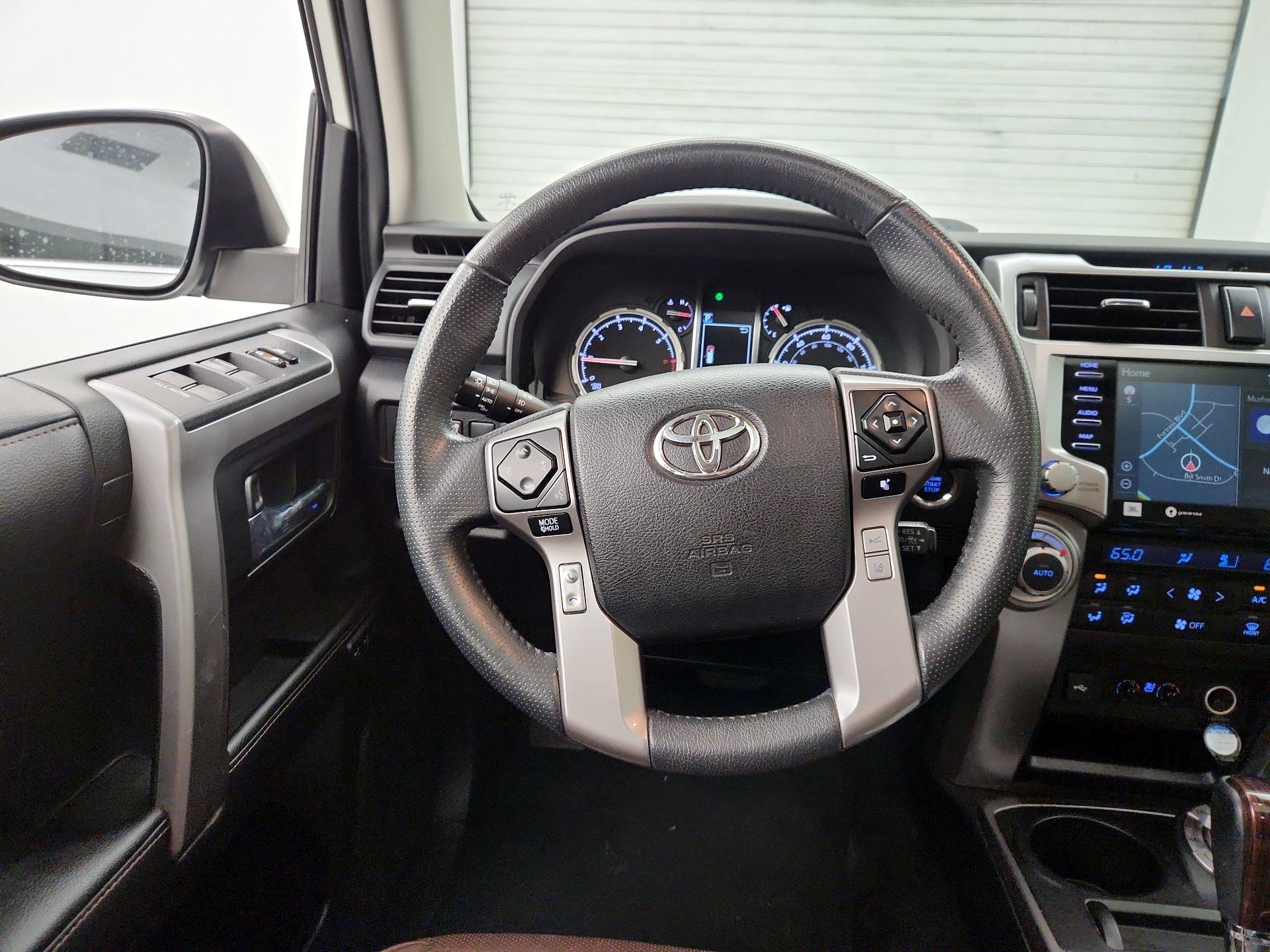 Thumbnail: 2020 Toyota 4Runner - 10