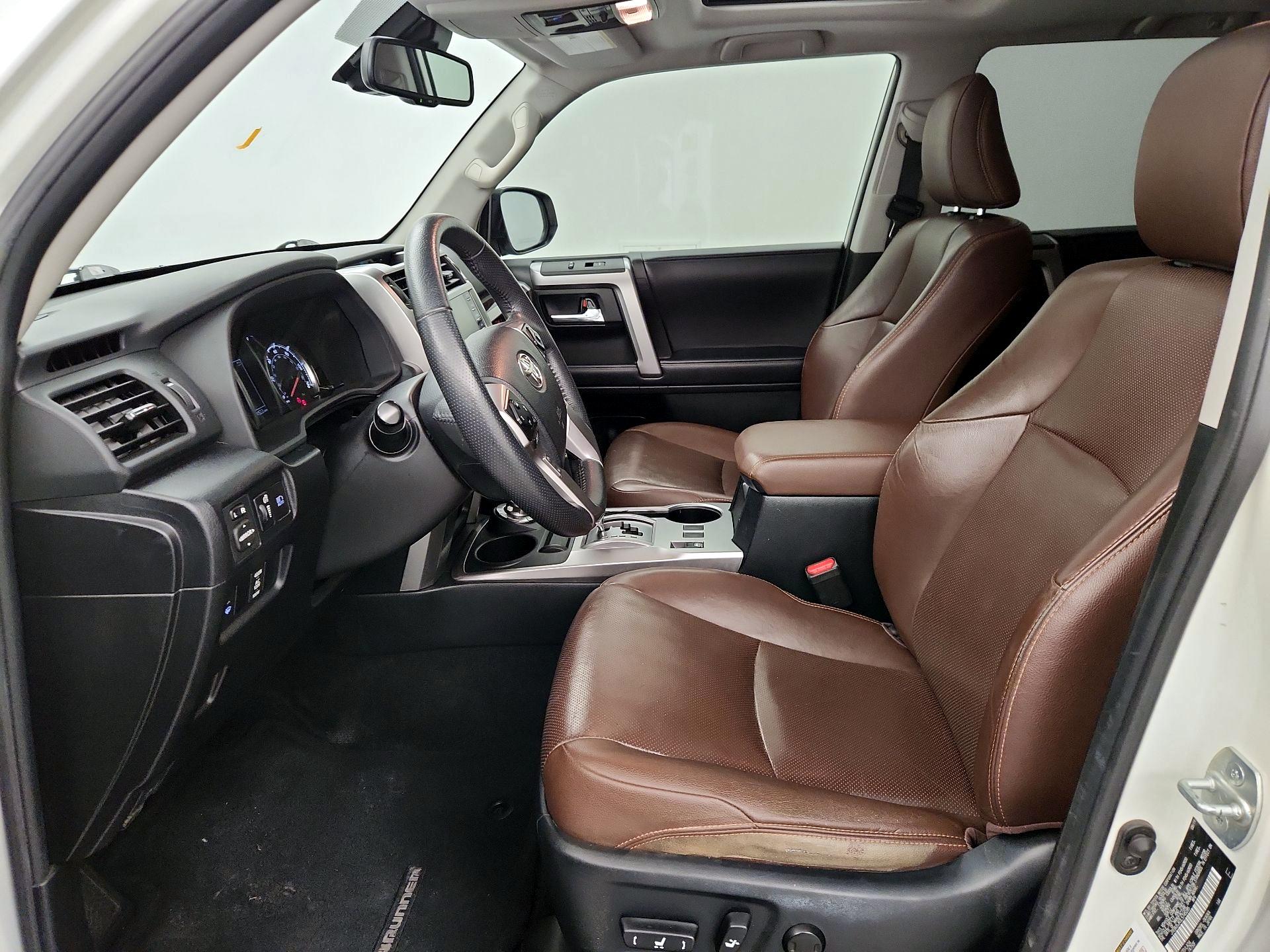 Thumbnail: 2020 Toyota 4Runner - 11