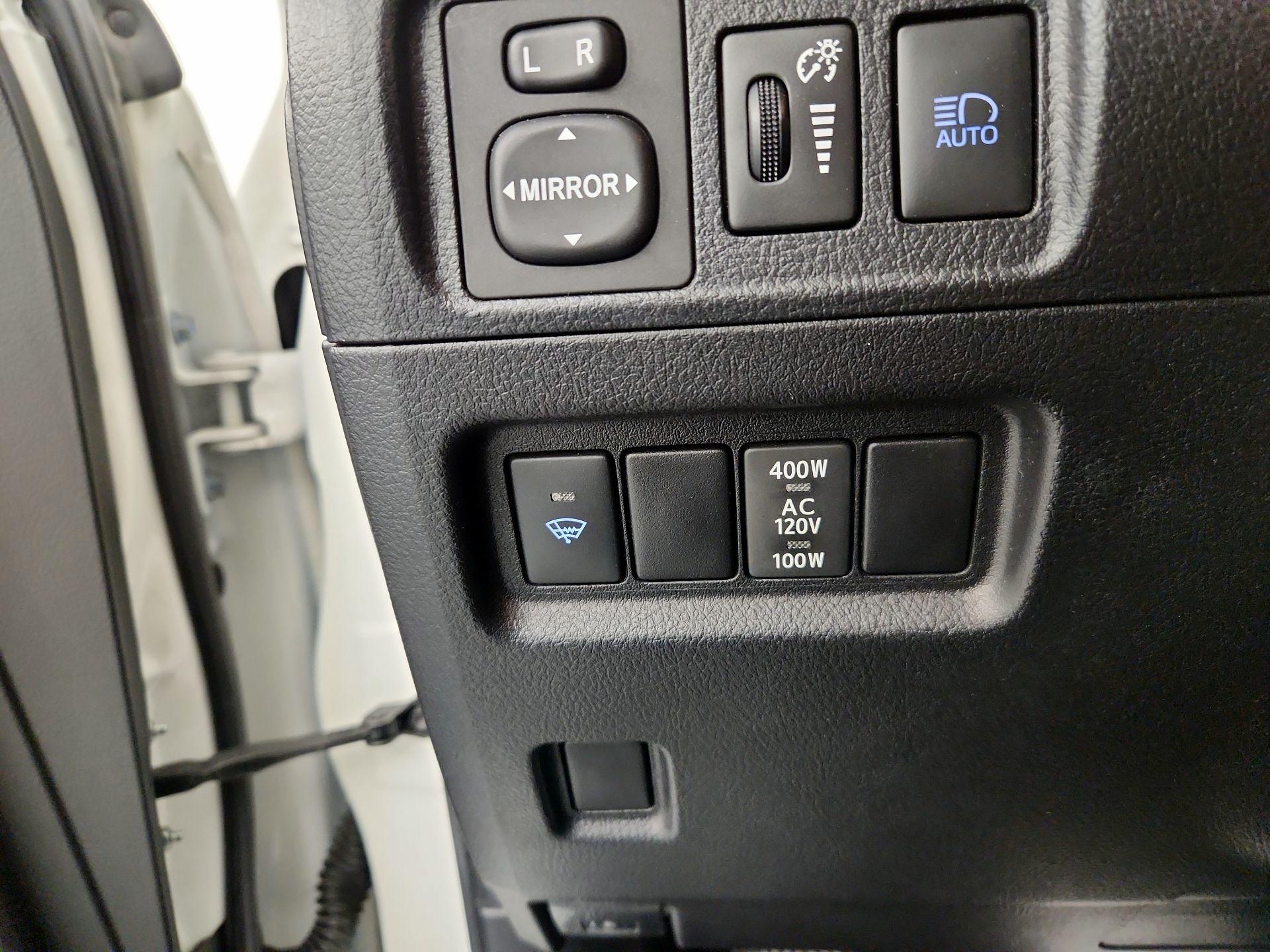 Thumbnail: 2020 Toyota 4Runner - 14