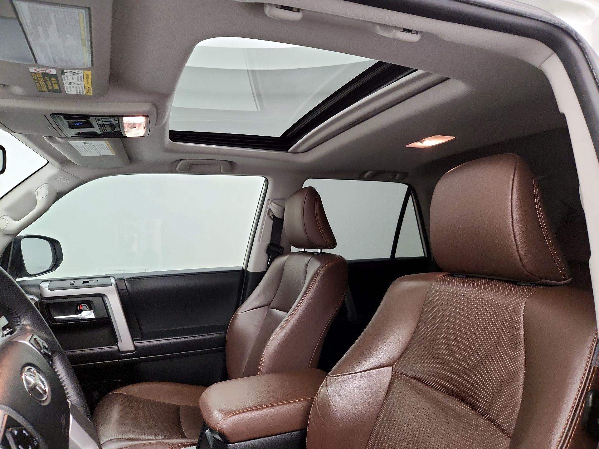 Thumbnail: 2020 Toyota 4Runner - 20