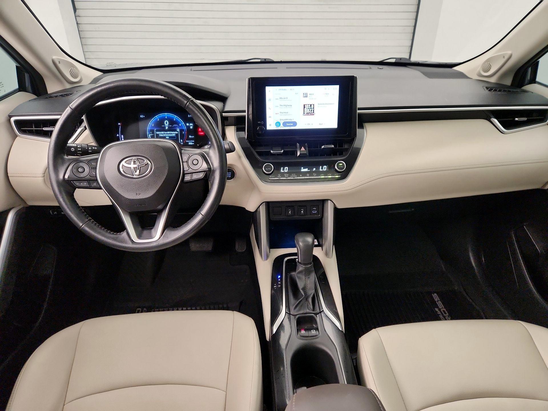 Thumbnail: 2023 Toyota Corolla Cross - 9