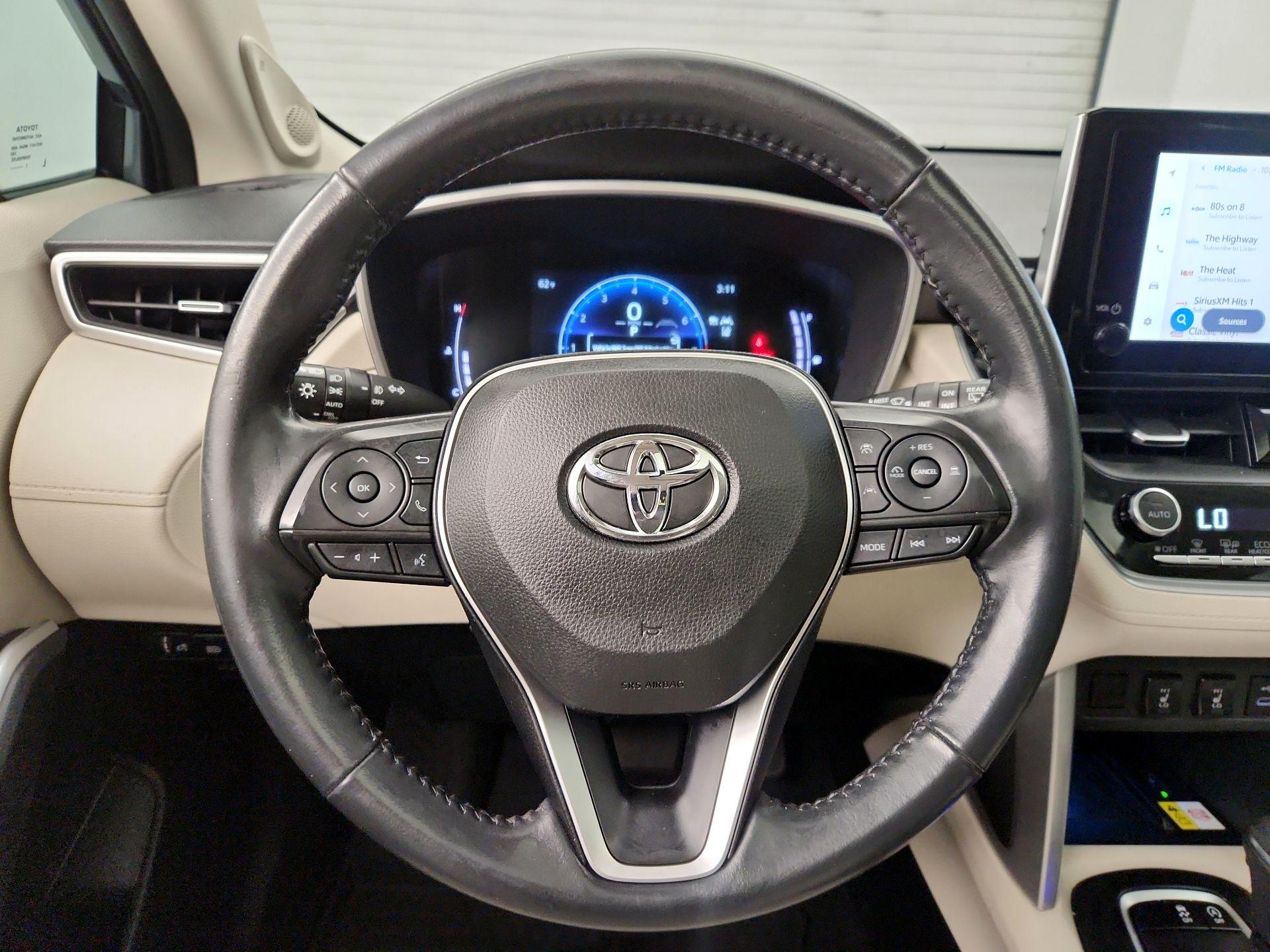 Thumbnail: 2023 Toyota Corolla Cross - 10