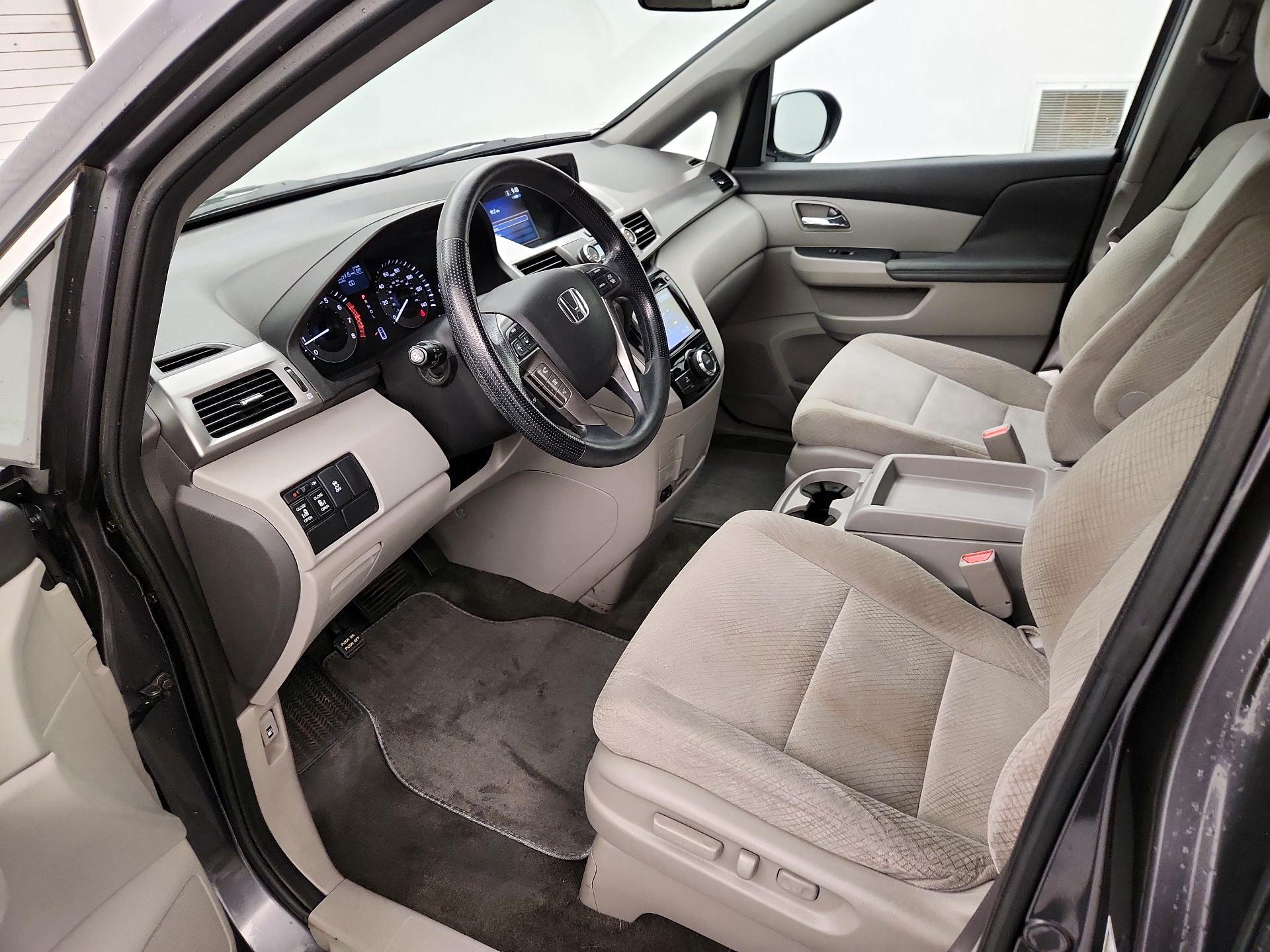 Thumbnail: 2016 Honda Odyssey - 11
