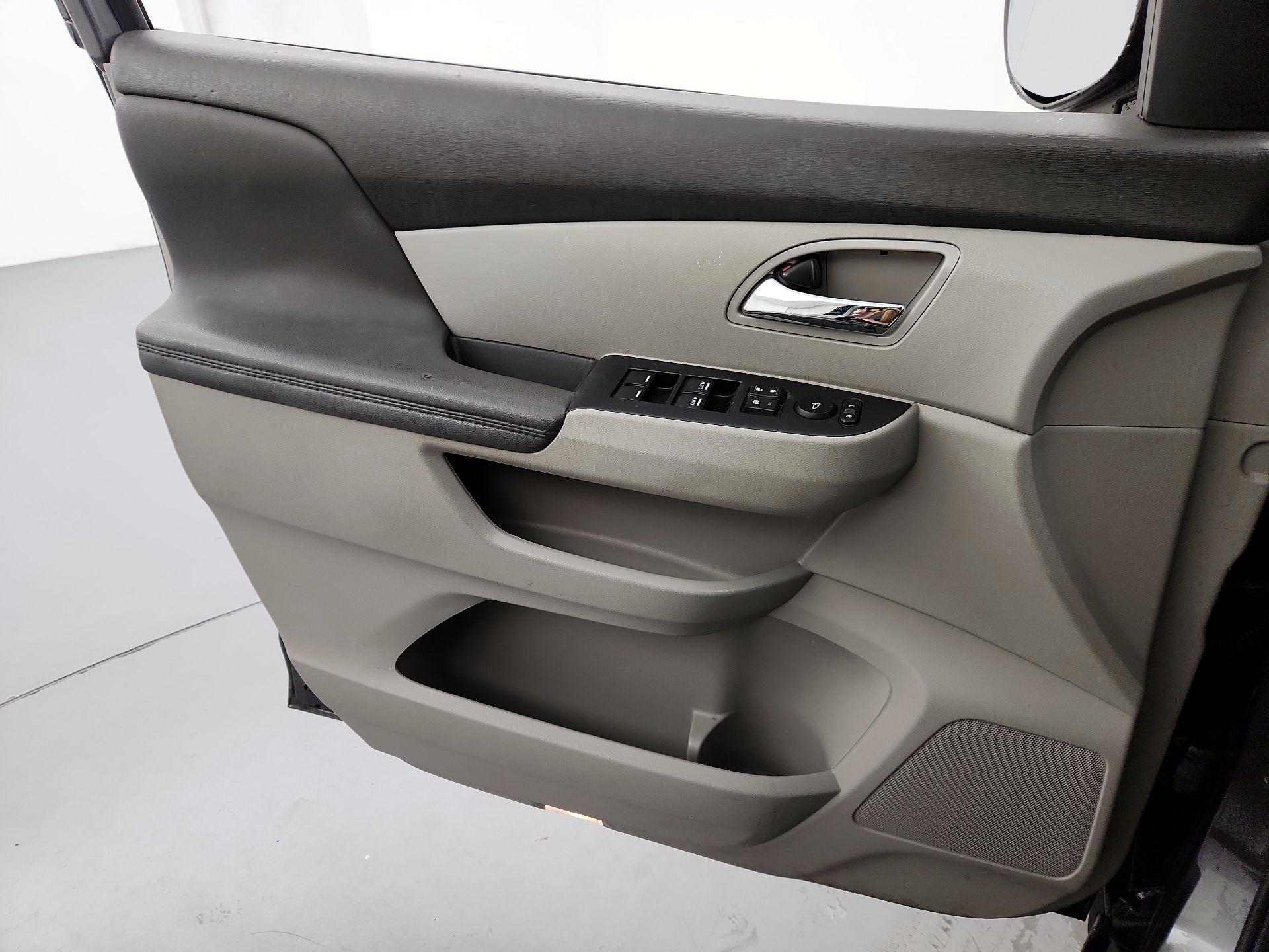 Thumbnail: 2016 Honda Odyssey - 12