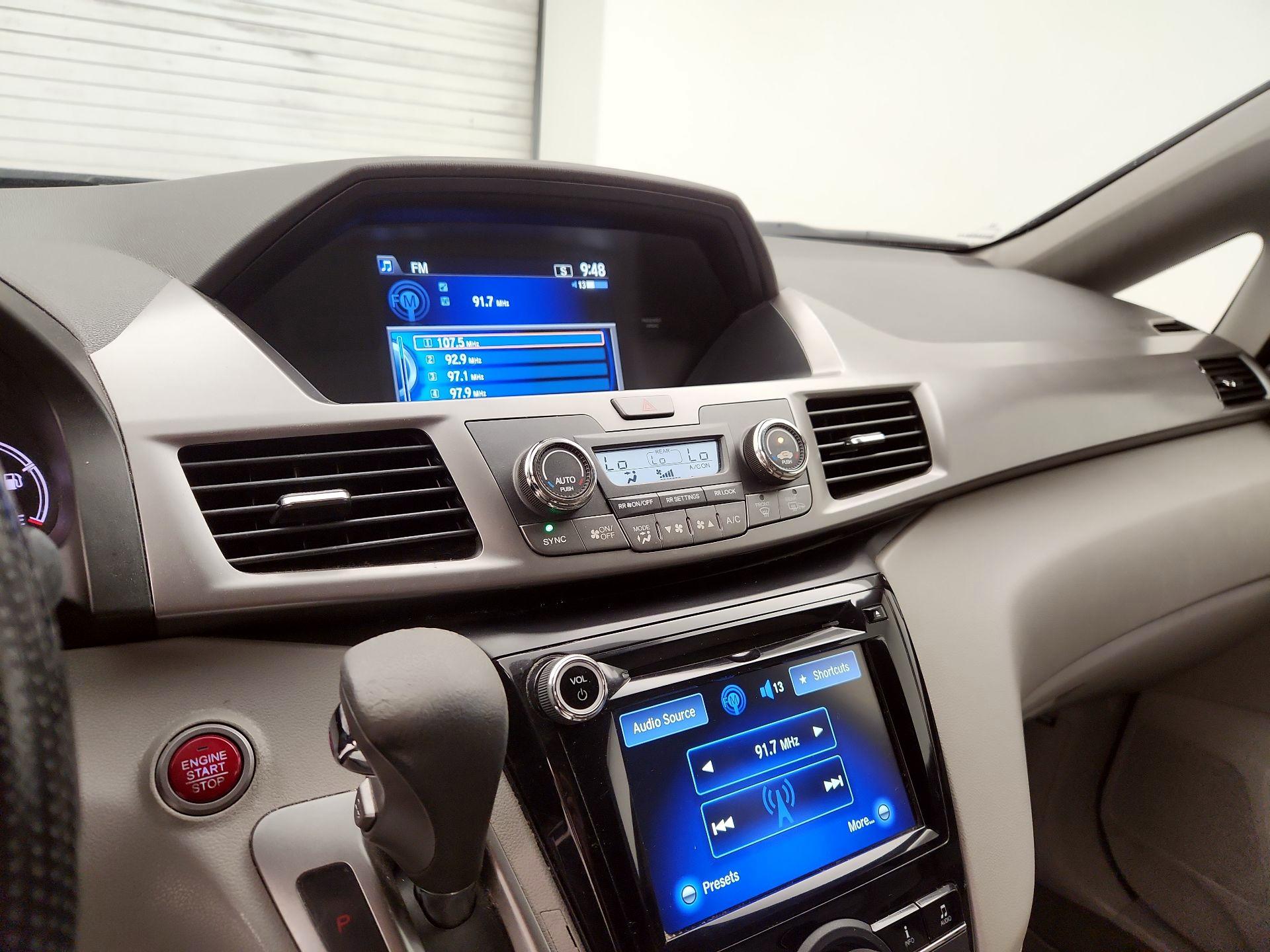 Thumbnail: 2016 Honda Odyssey - 15