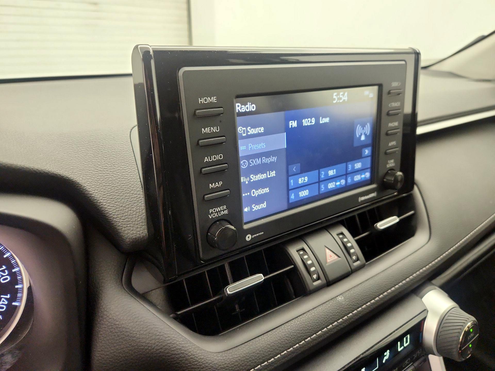 Thumbnail: 2022 Toyota RAV4 - 15