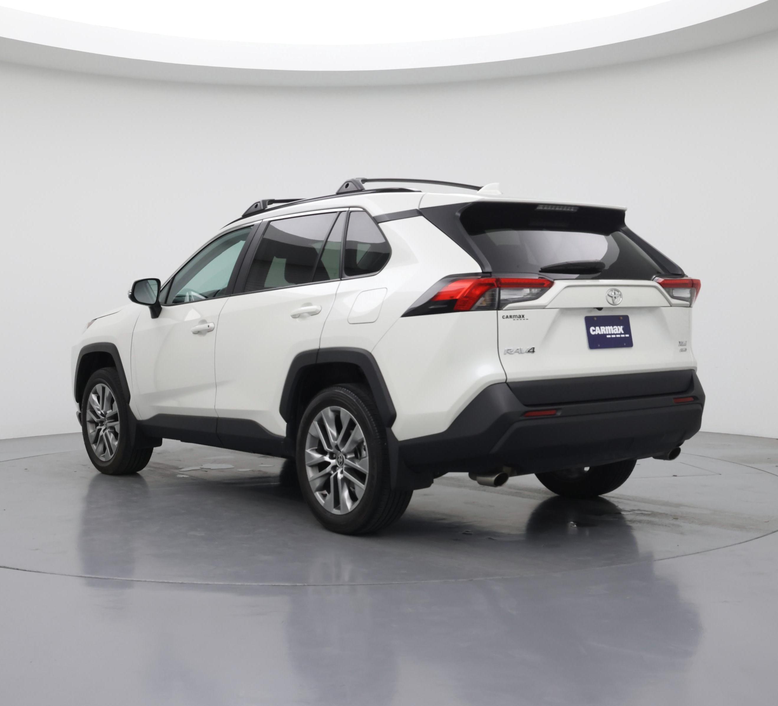 Thumbnail: 2022 Toyota RAV4 - 2