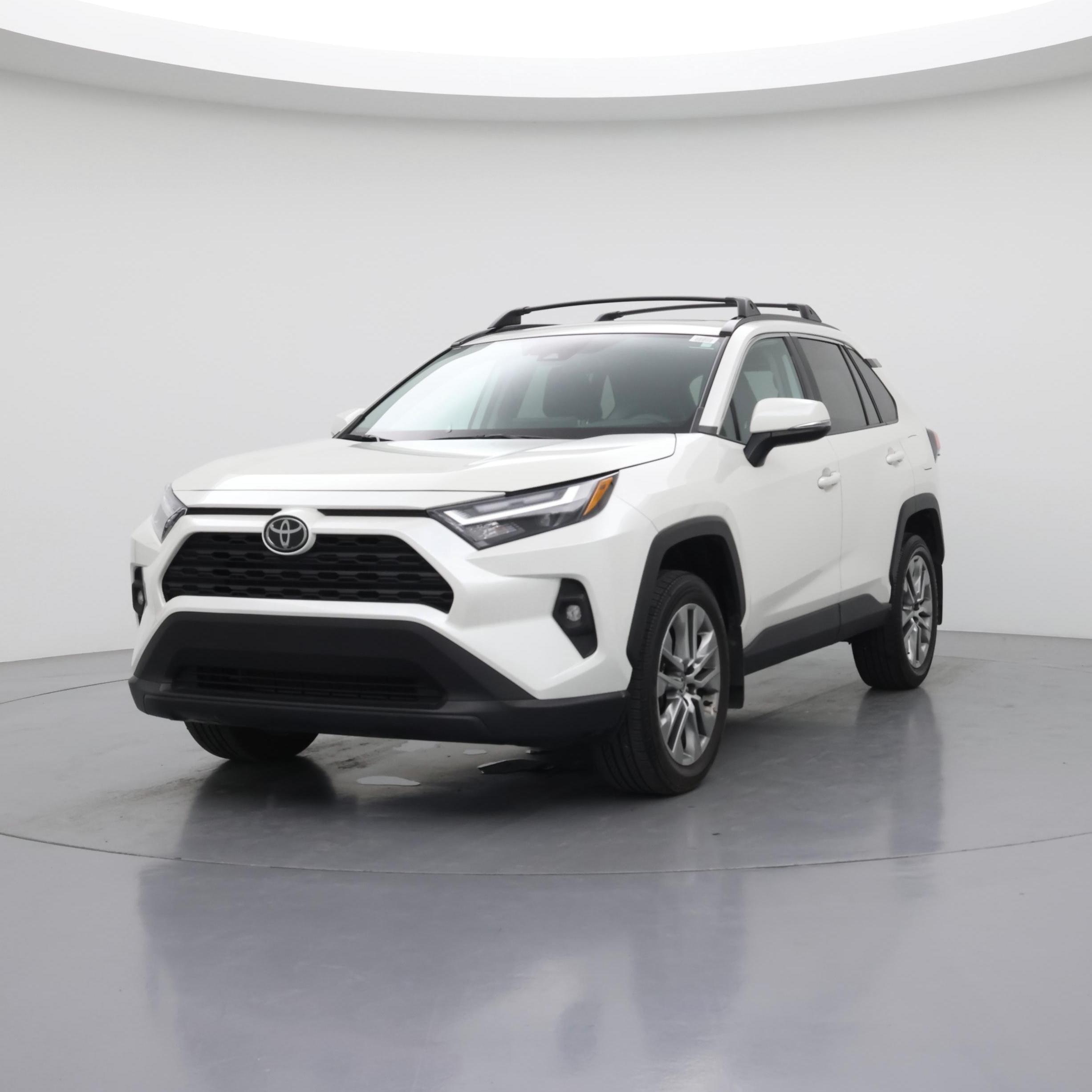 Thumbnail: 2022 Toyota RAV4 - 4