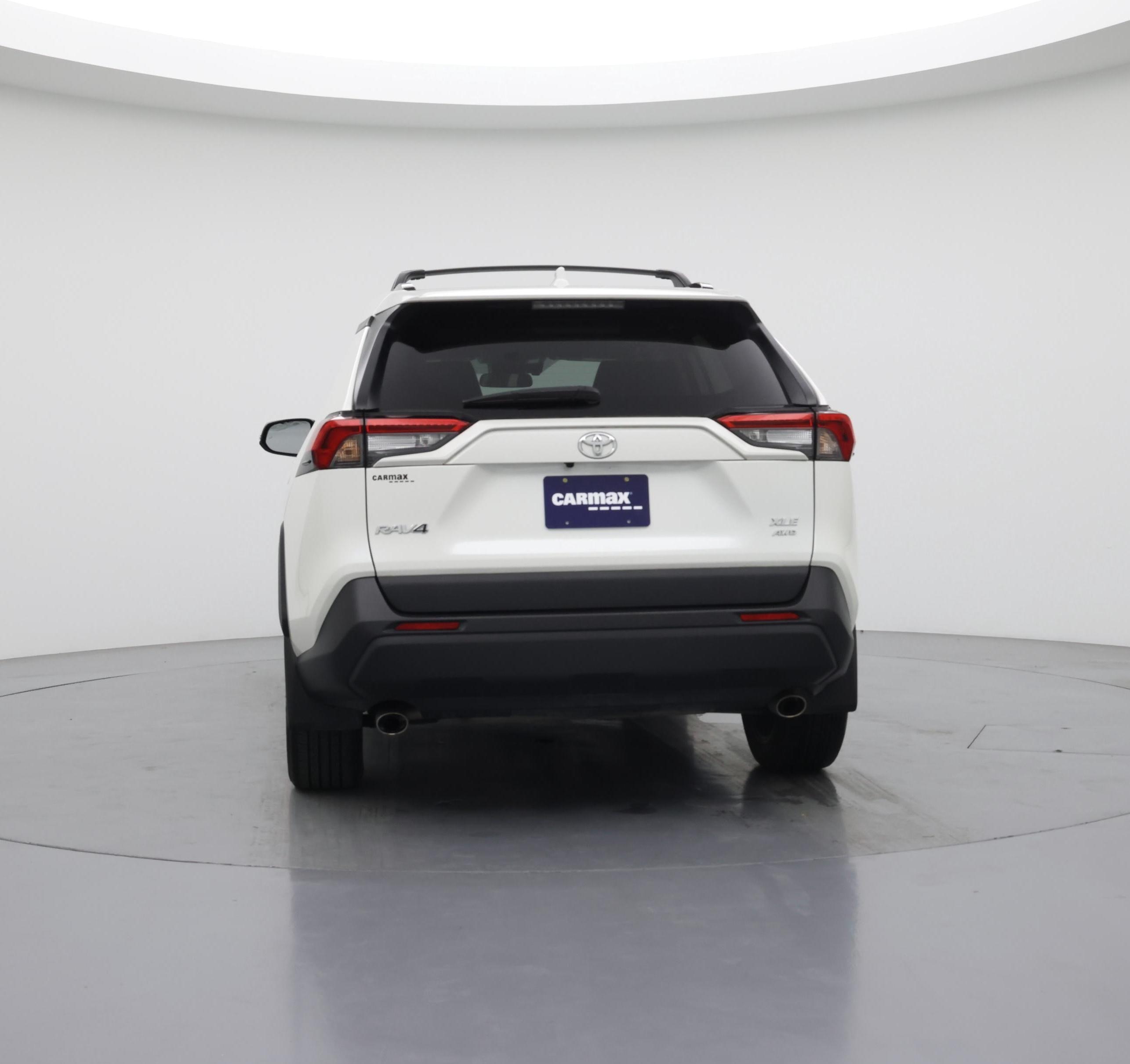 Thumbnail: 2022 Toyota RAV4 - 6