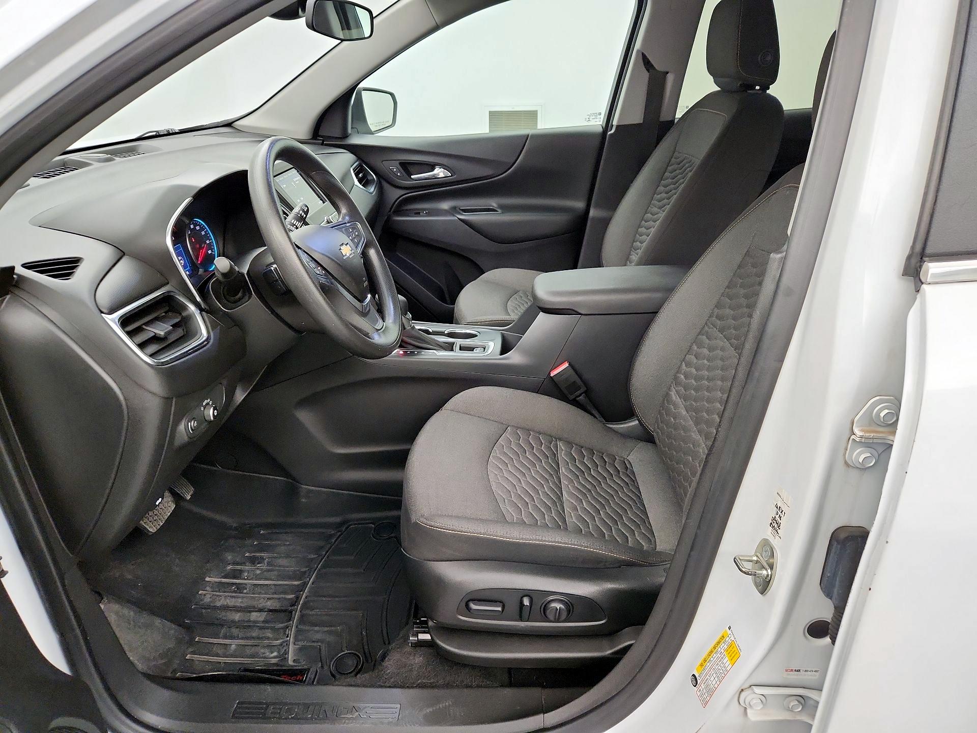 Thumbnail: 2020 Chevrolet Equinox - 11