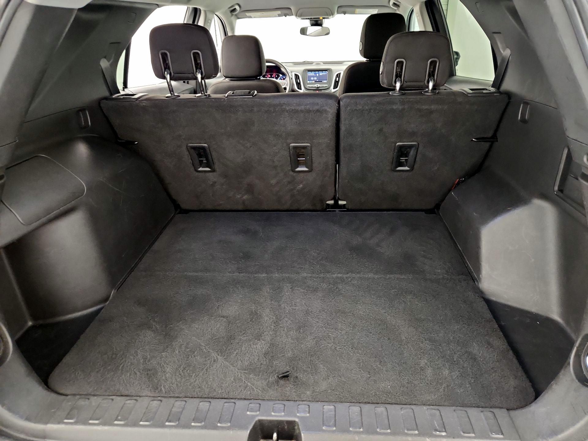 Thumbnail: 2020 Chevrolet Equinox - 20