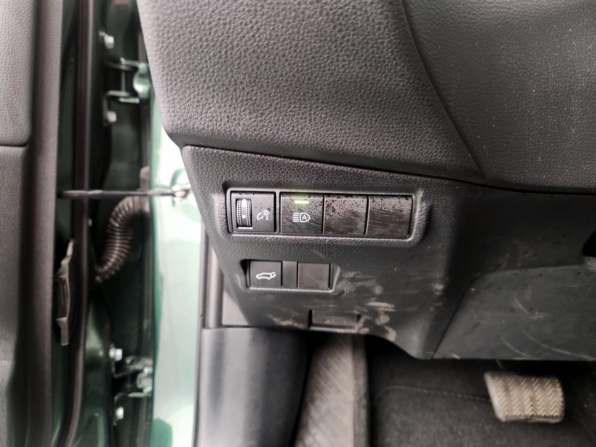 Thumbnail: 2023 Toyota Corolla Cross - 13