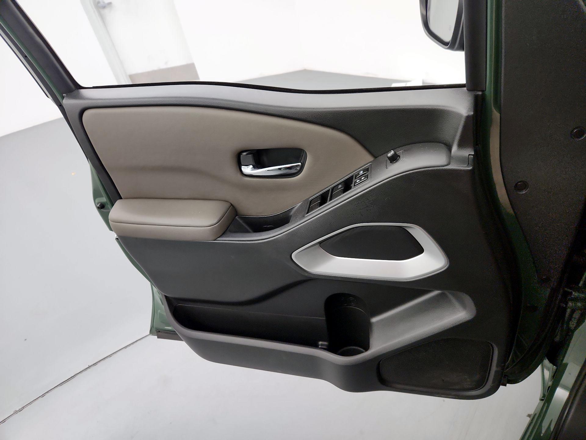 Thumbnail: 2023 Nissan Frontier - 12