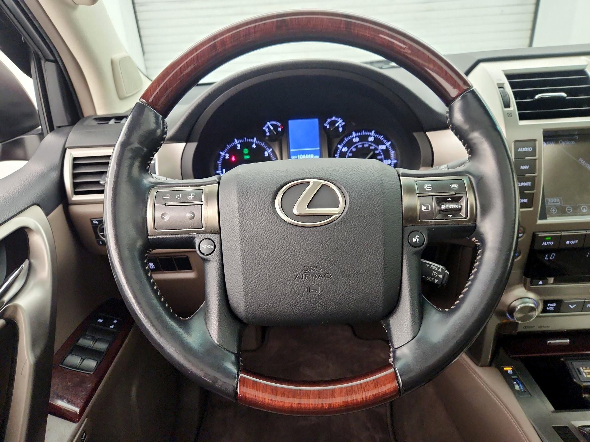 Thumbnail: 2015 Lexus GX - 10