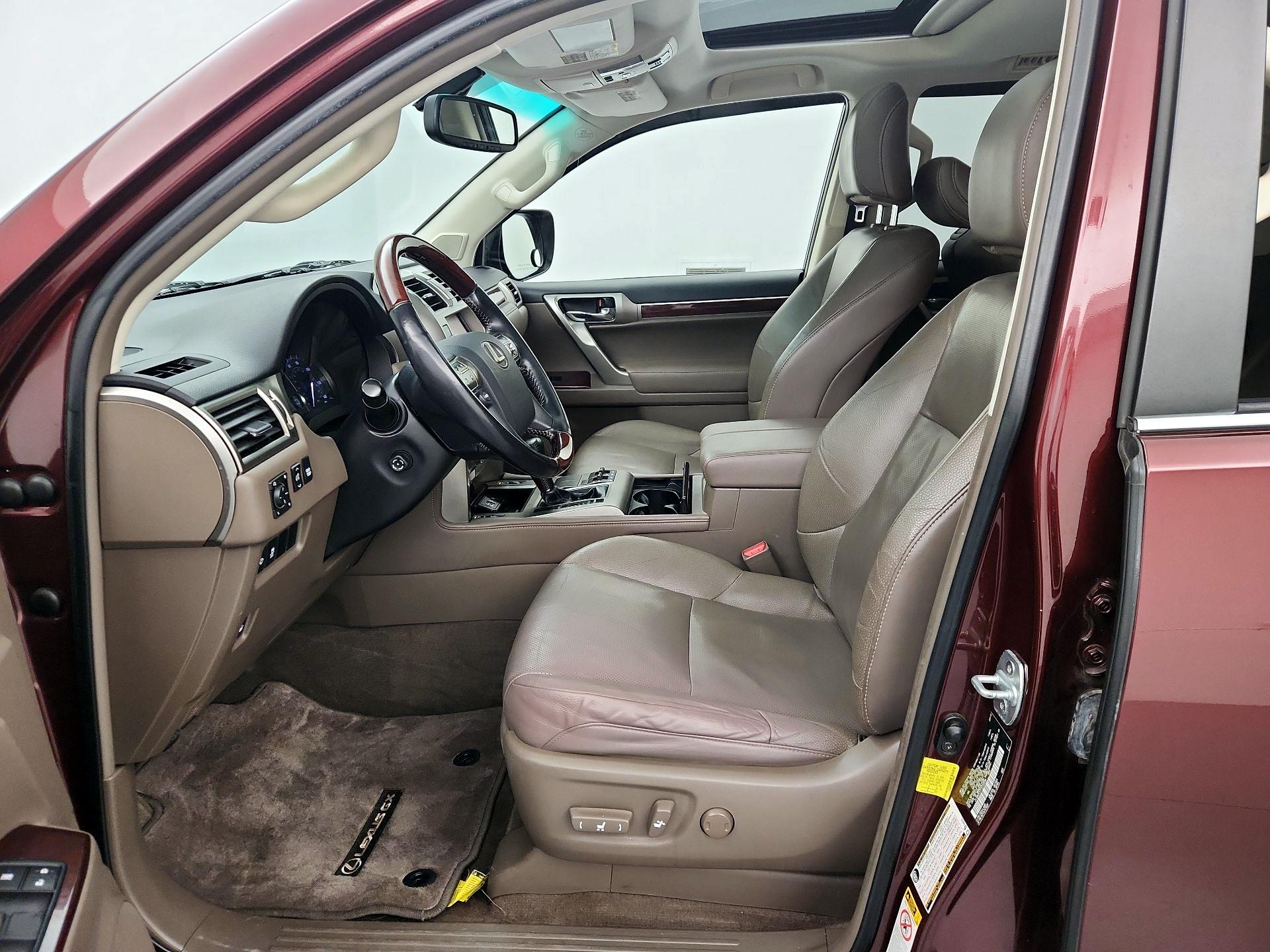 Thumbnail: 2015 Lexus GX - 11