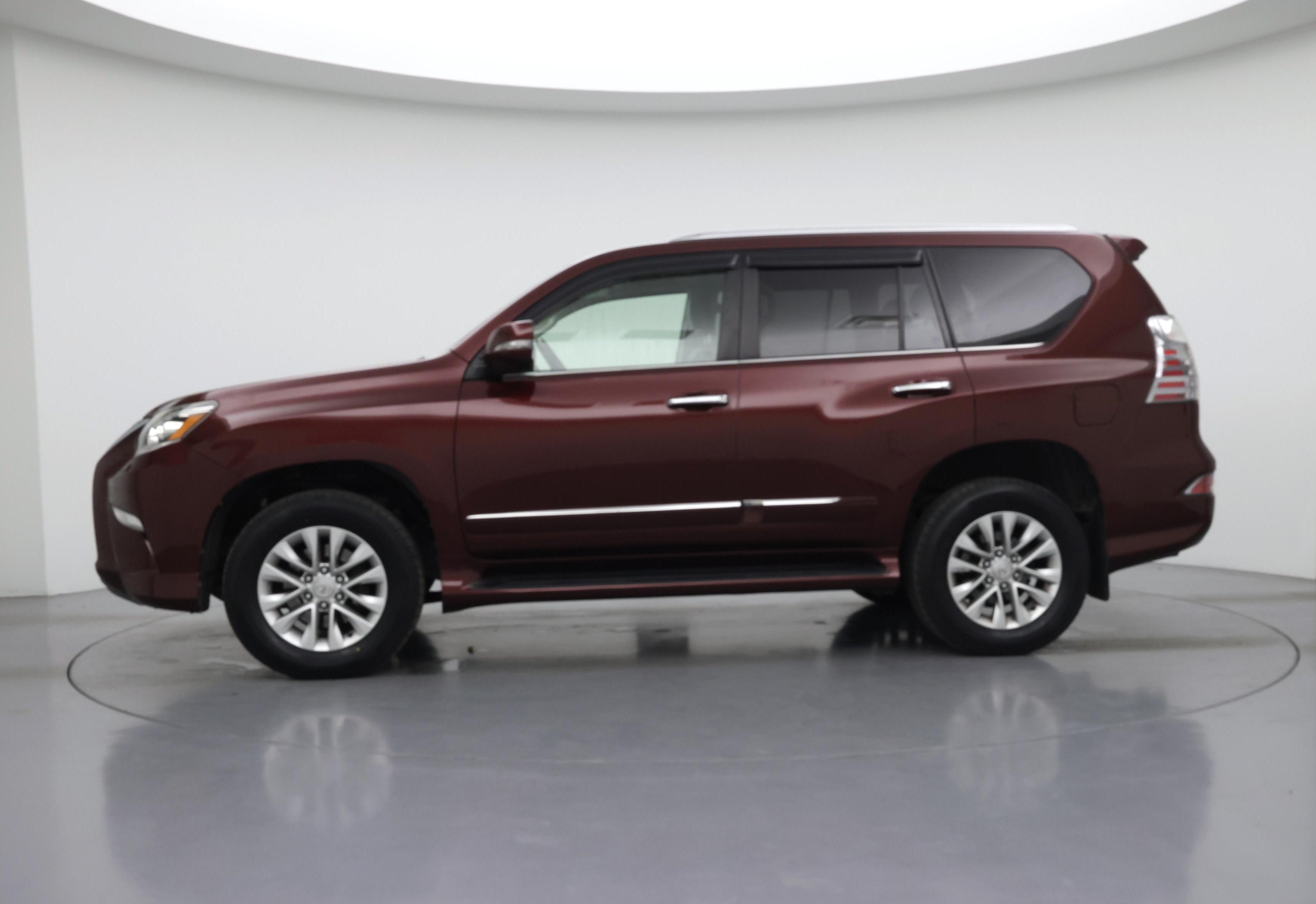 Thumbnail: 2015 Lexus GX - 3