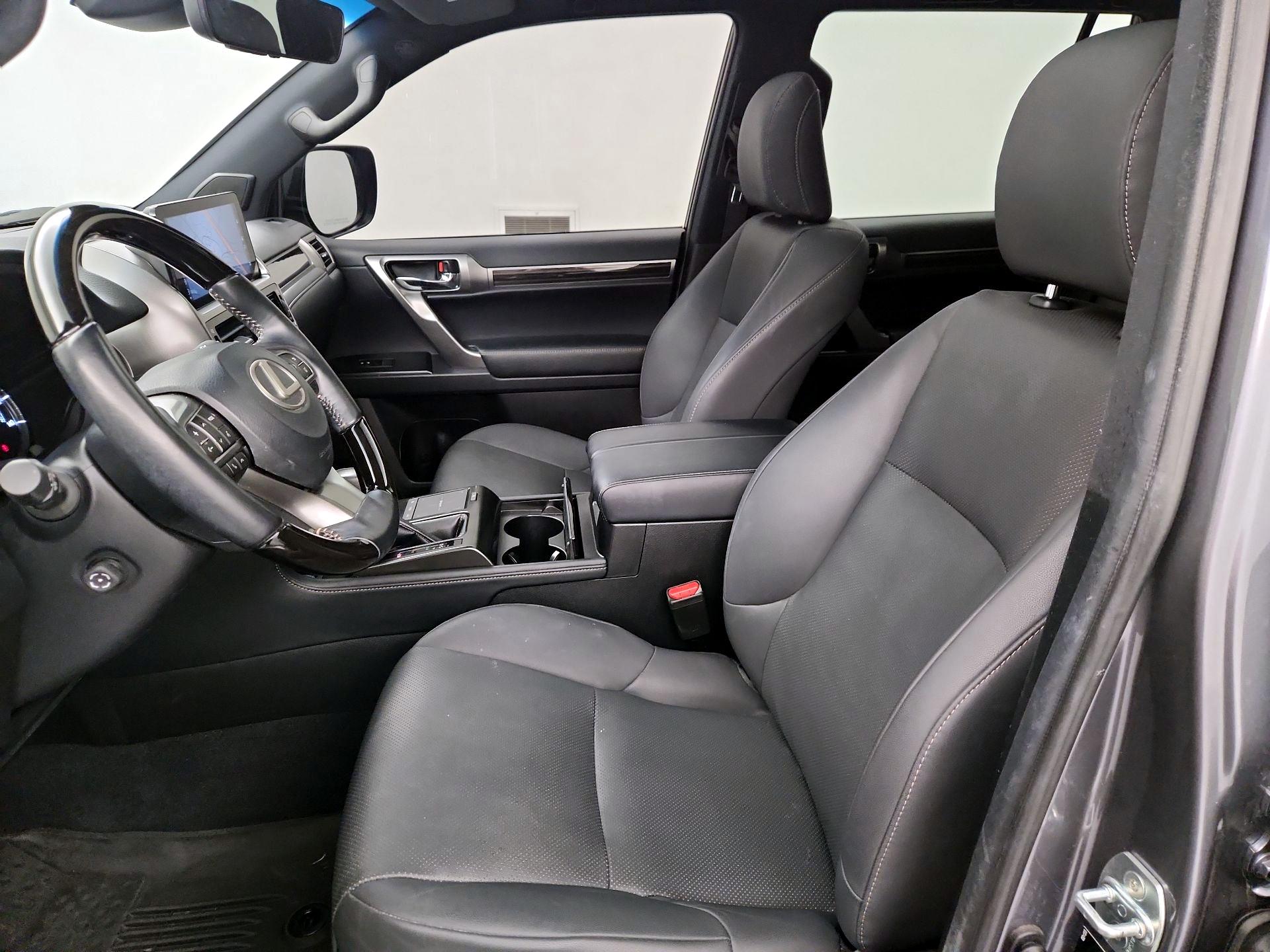 Thumbnail: 2023 Lexus GX - 11