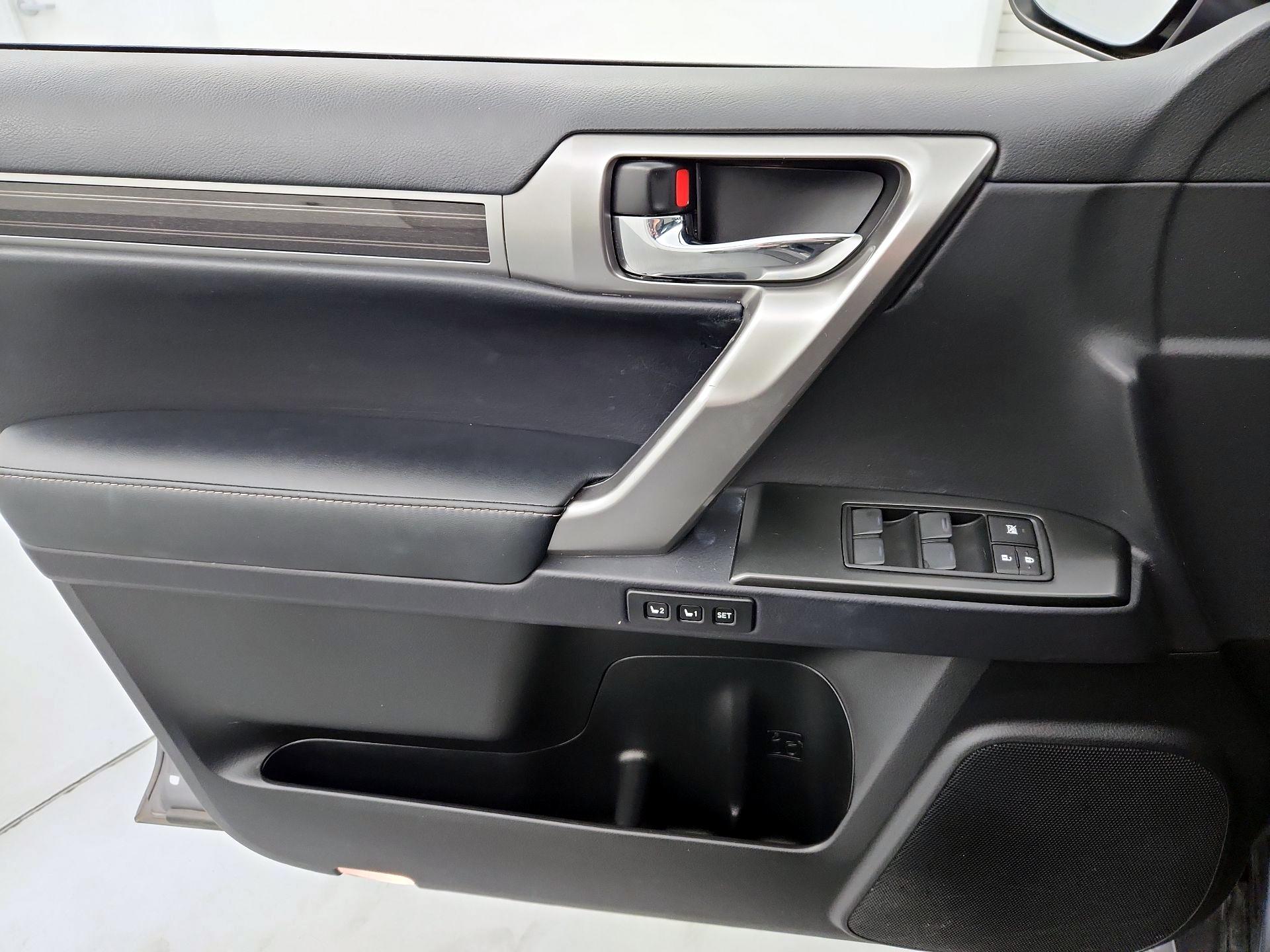 Thumbnail: 2023 Lexus GX - 12