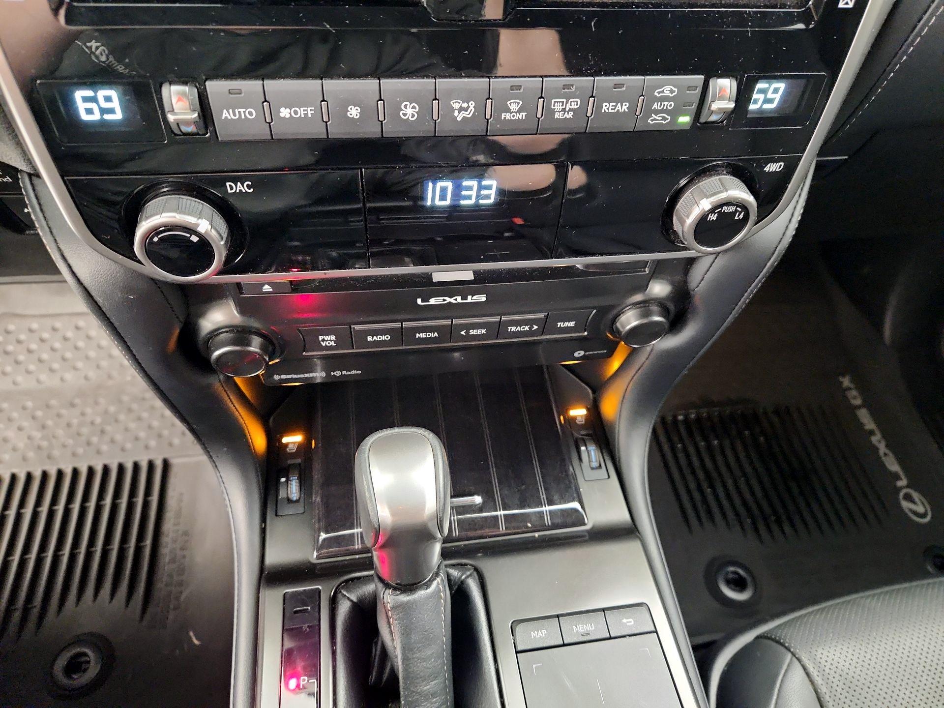 Thumbnail: 2023 Lexus GX - 17