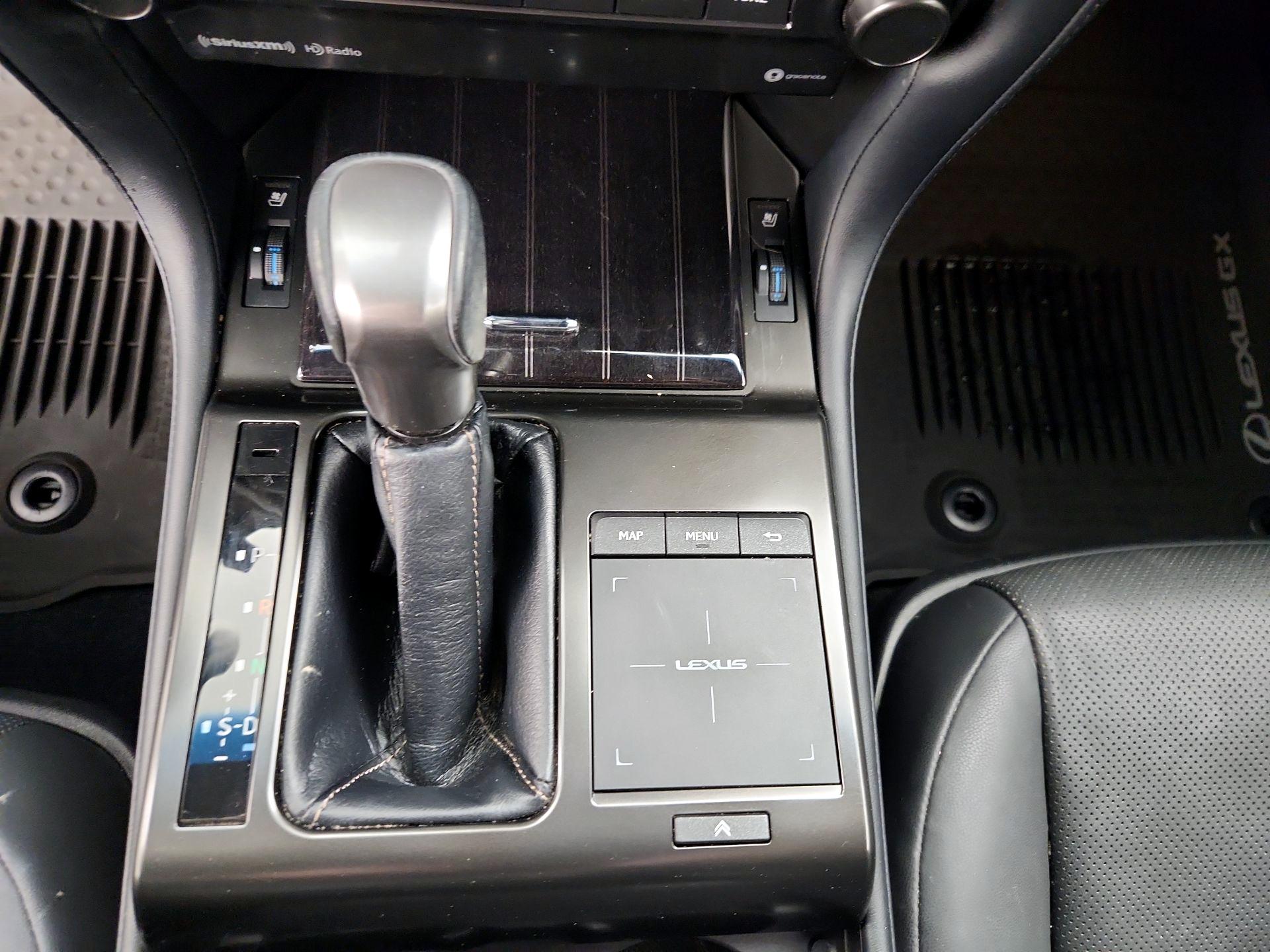 Thumbnail: 2023 Lexus GX - 18