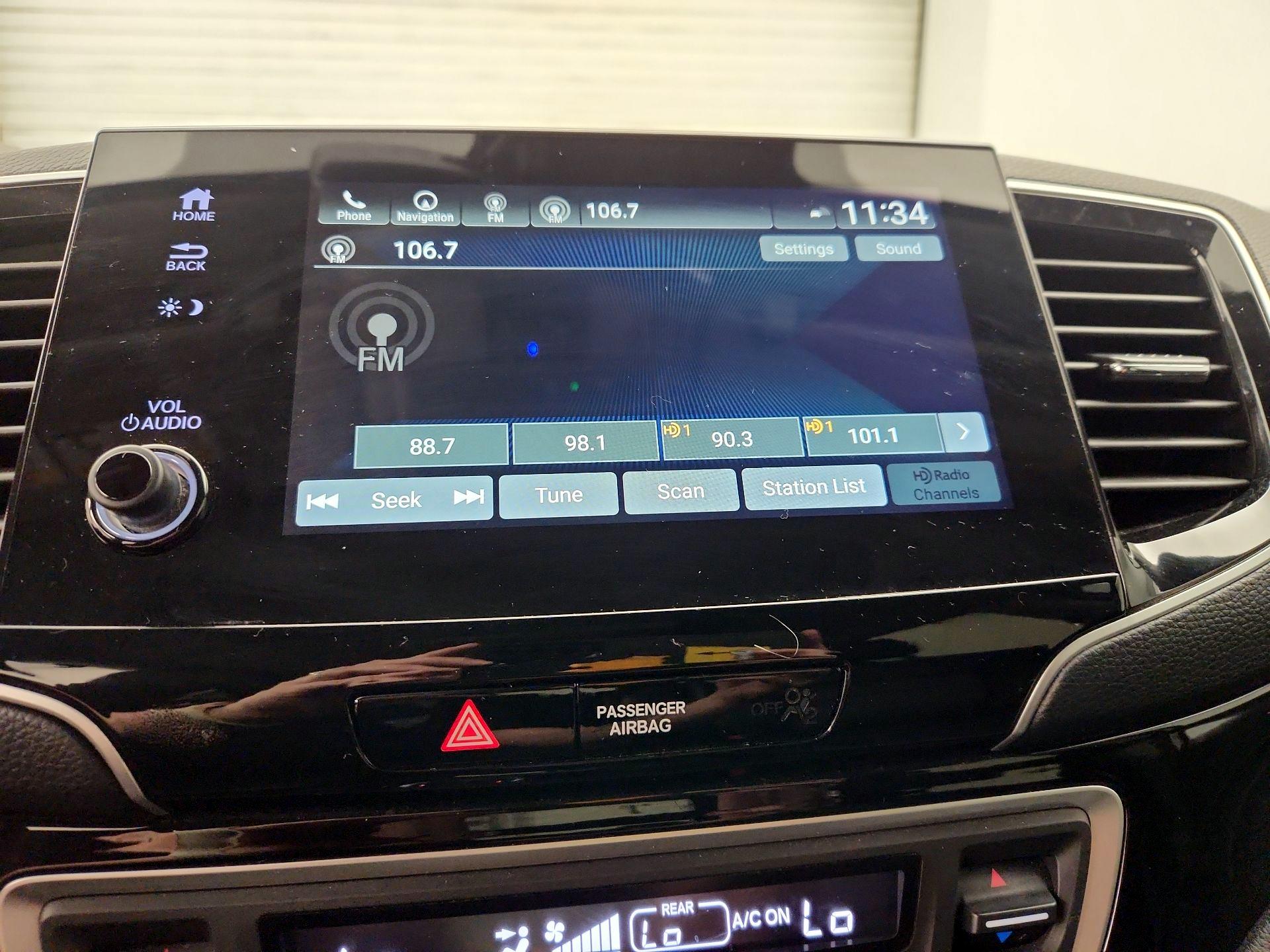 Thumbnail: 2020 Honda Pilot - 16